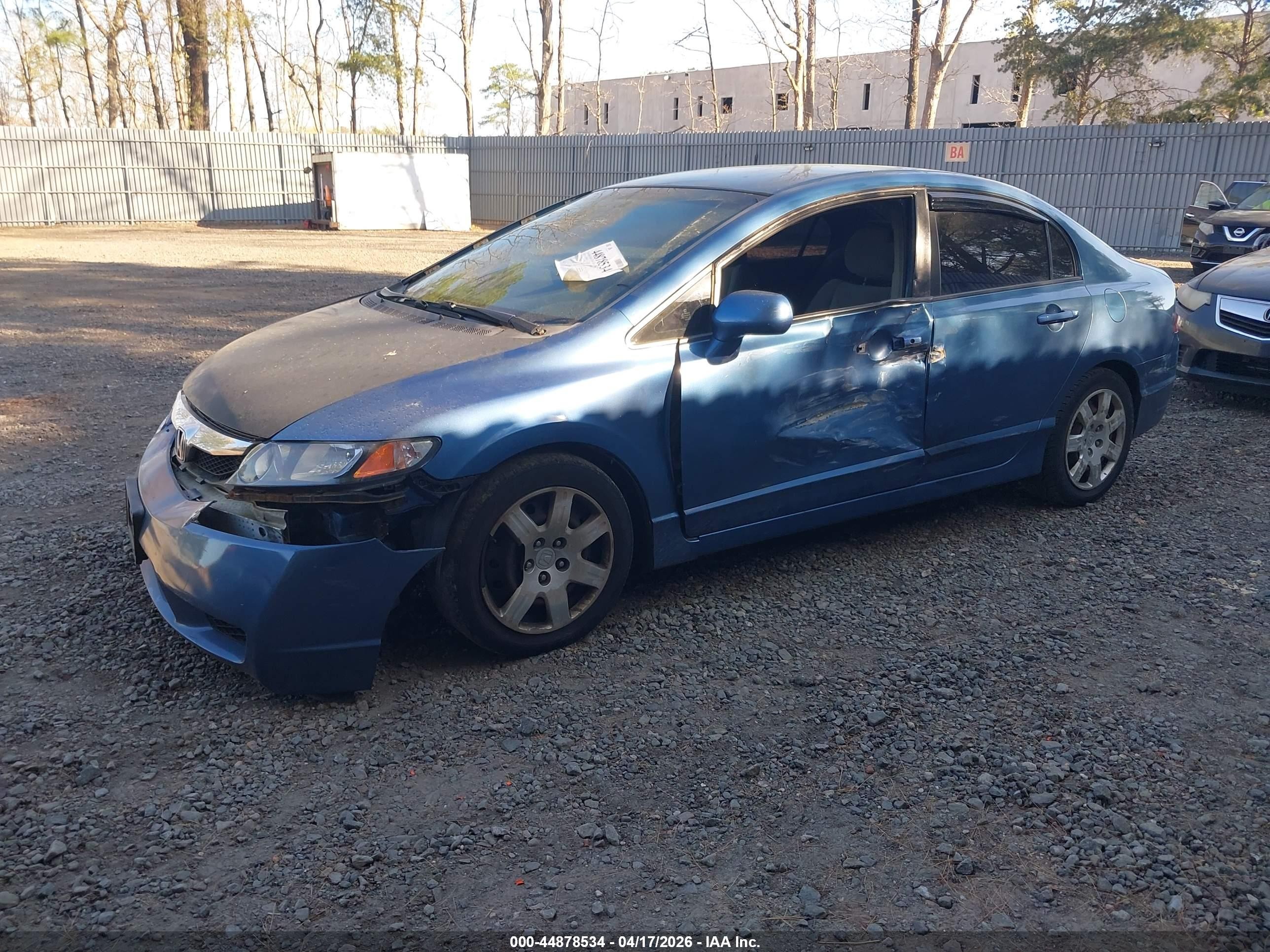 2010 Honda Civic Lx Blue vin: 2HGFA1F58AH572559
