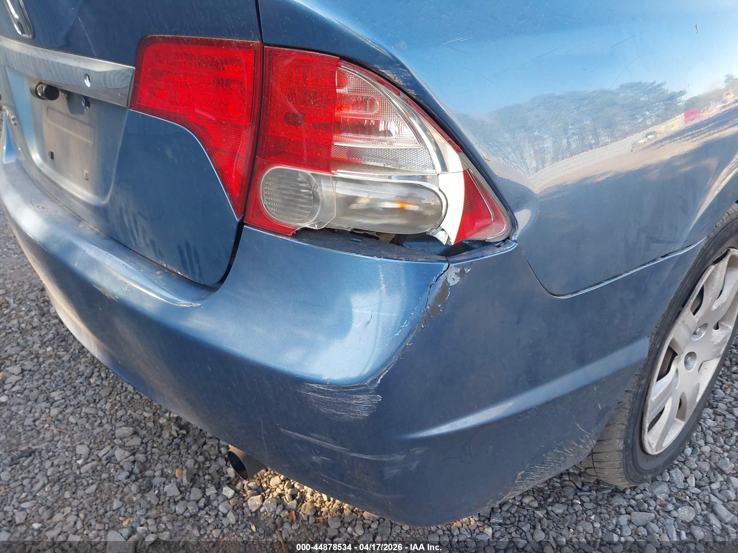 2010 Honda Civic Lx Blue vin: 2HGFA1F58AH572559