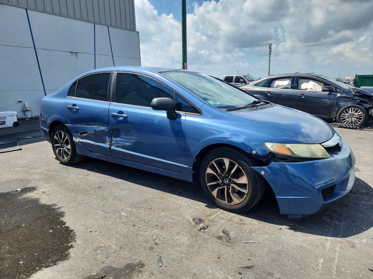 2010 Honda Civic Lx Blue vin: 2HGFA1F58AH573128