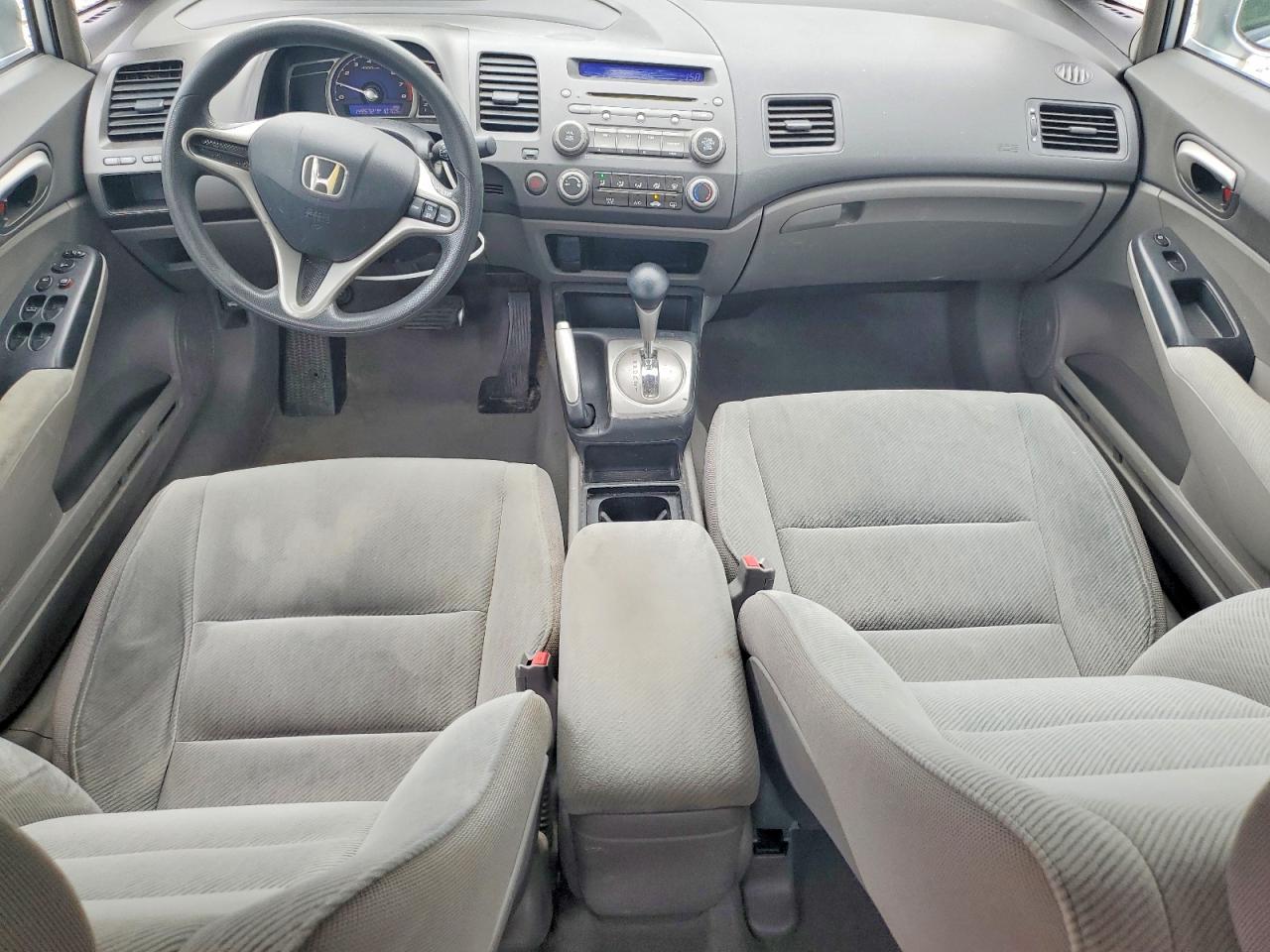 2010 Honda Civic Lx Silver vin: 2HGFA1F58AH575350