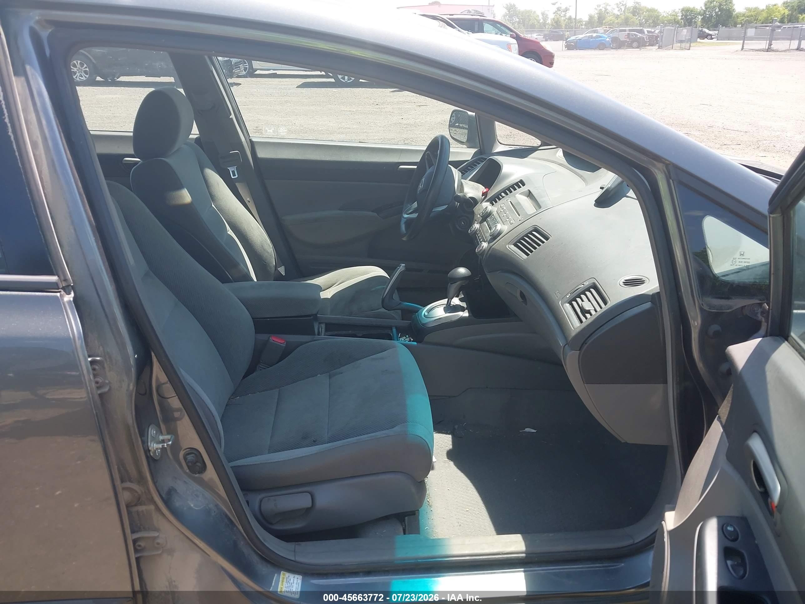 2011 Honda Civic Lx Gray vin: 2HGFA1F58BH301616