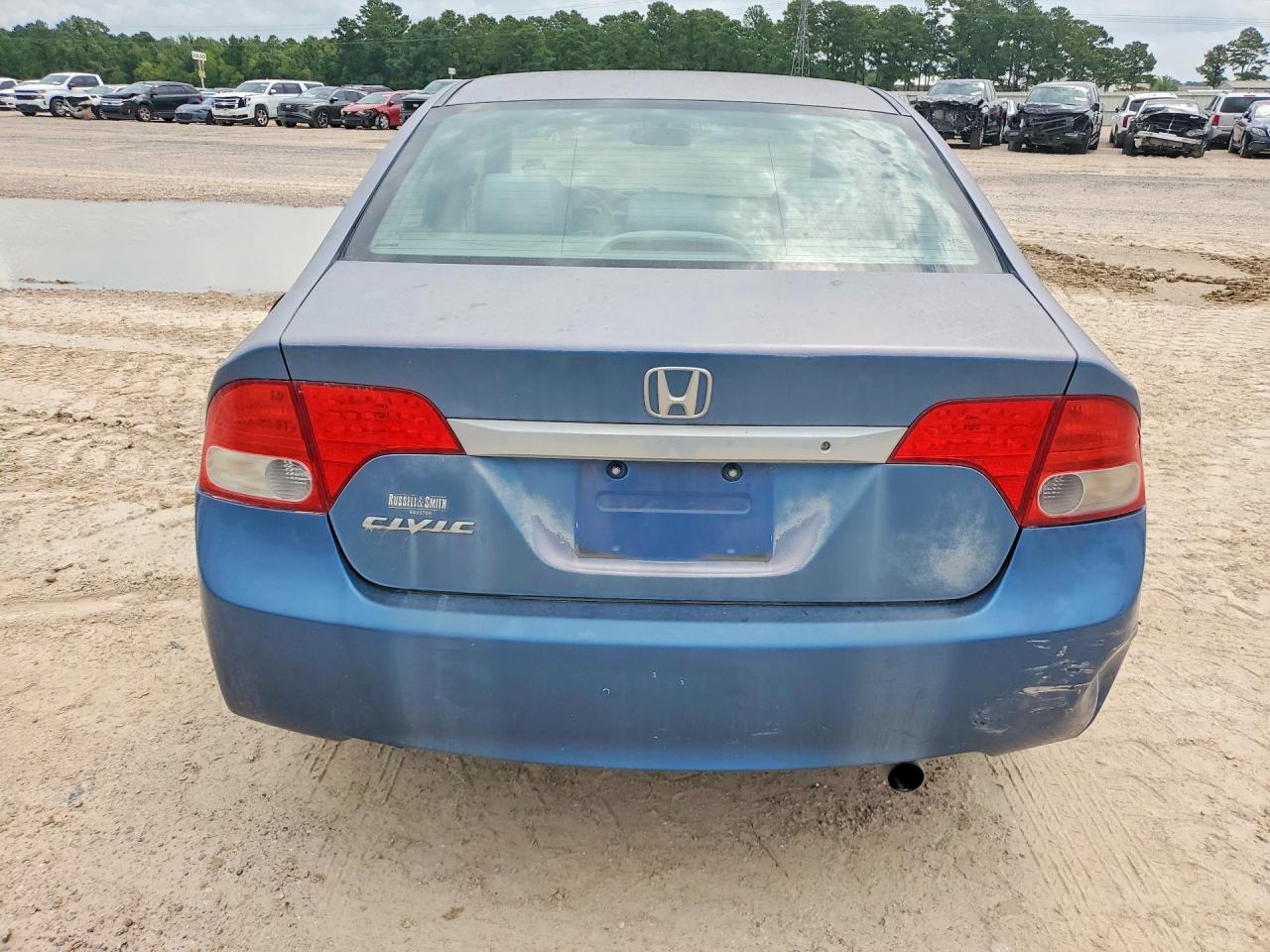 2011 Honda Civic Lx Blue vin: 2HGFA1F58BH506577