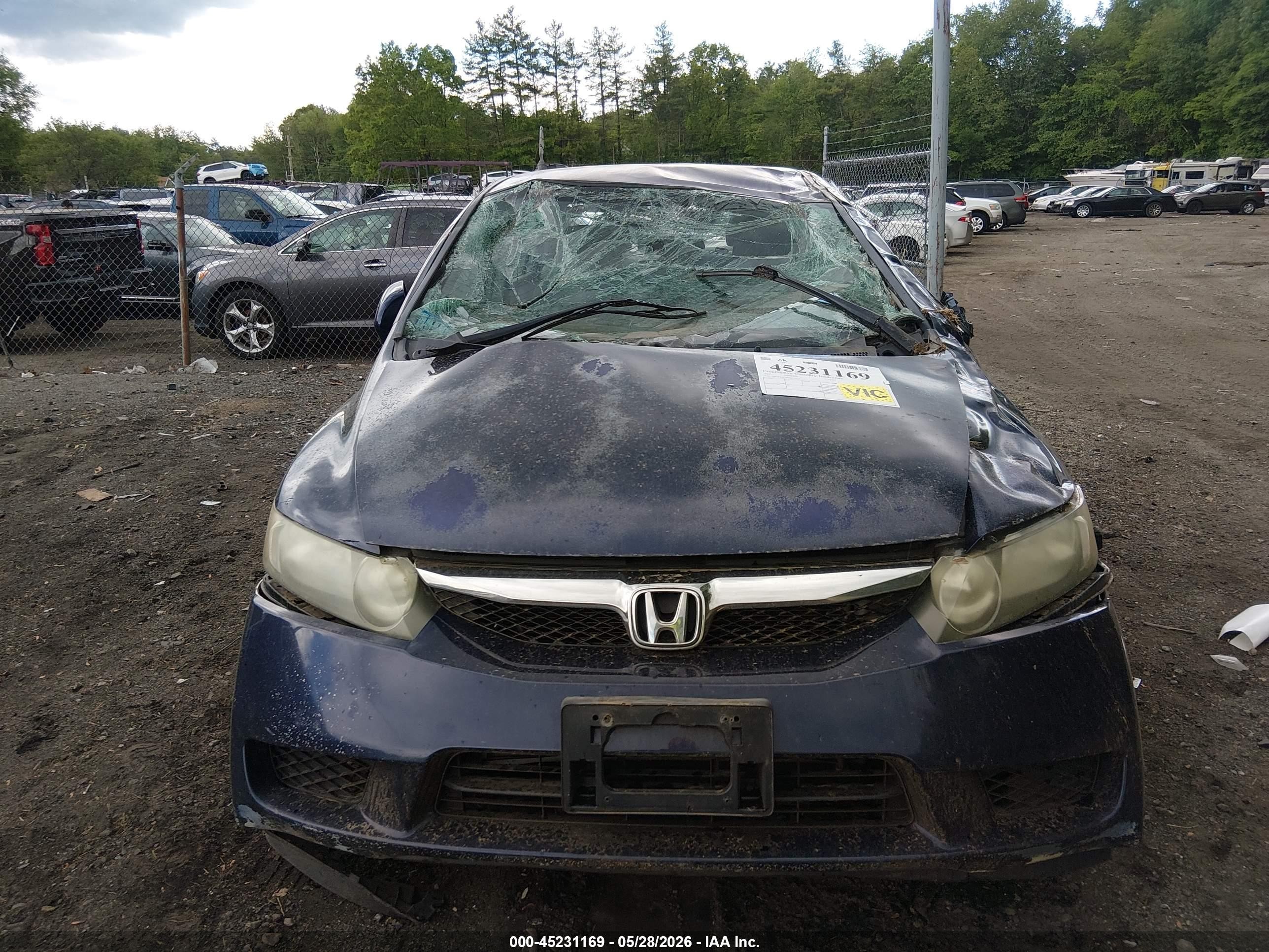 2011 Honda Civic Lx Dark Blue vin: 2HGFA1F58BH510113