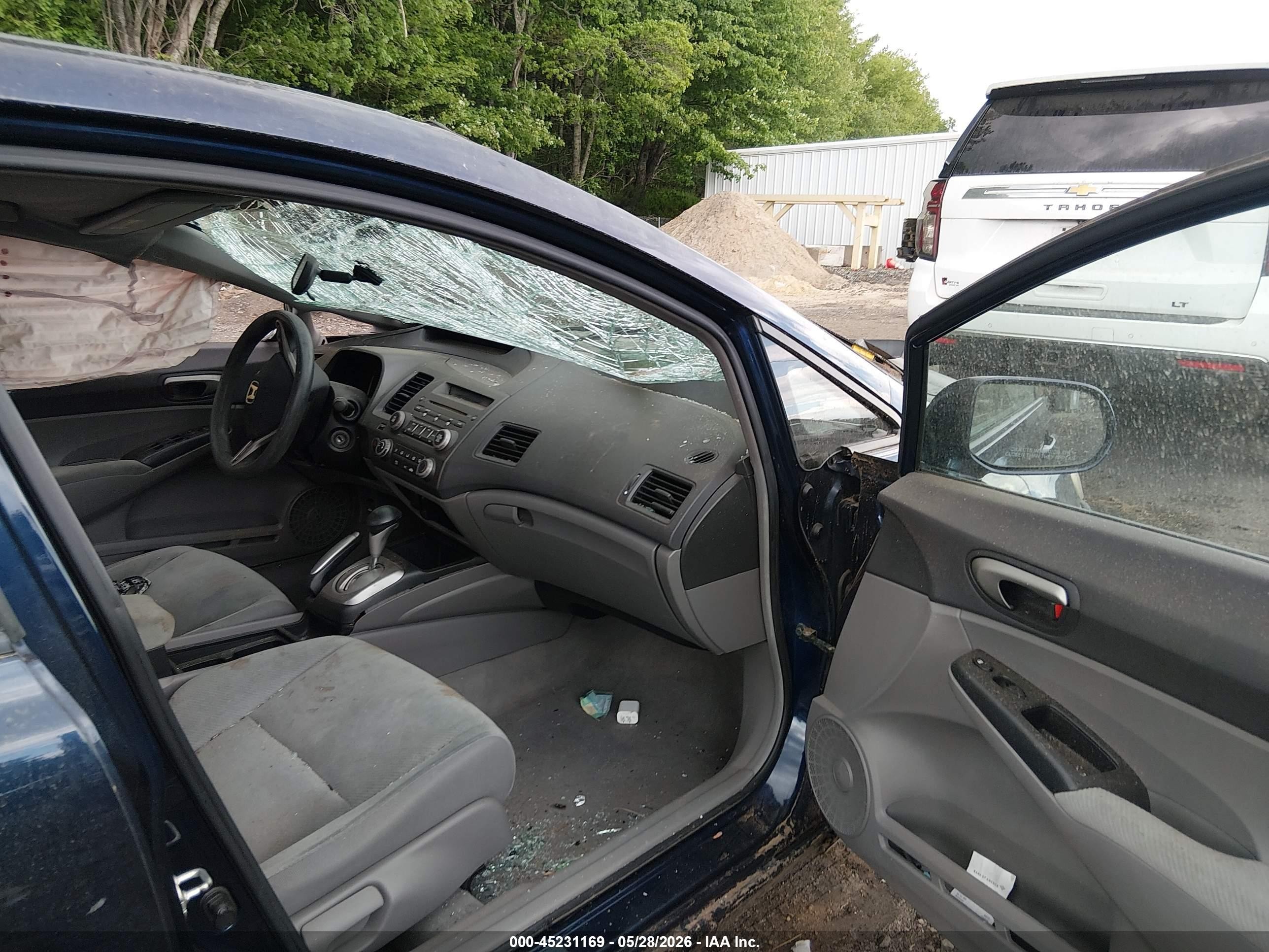 2011 Honda Civic Lx Dark Blue vin: 2HGFA1F58BH510113