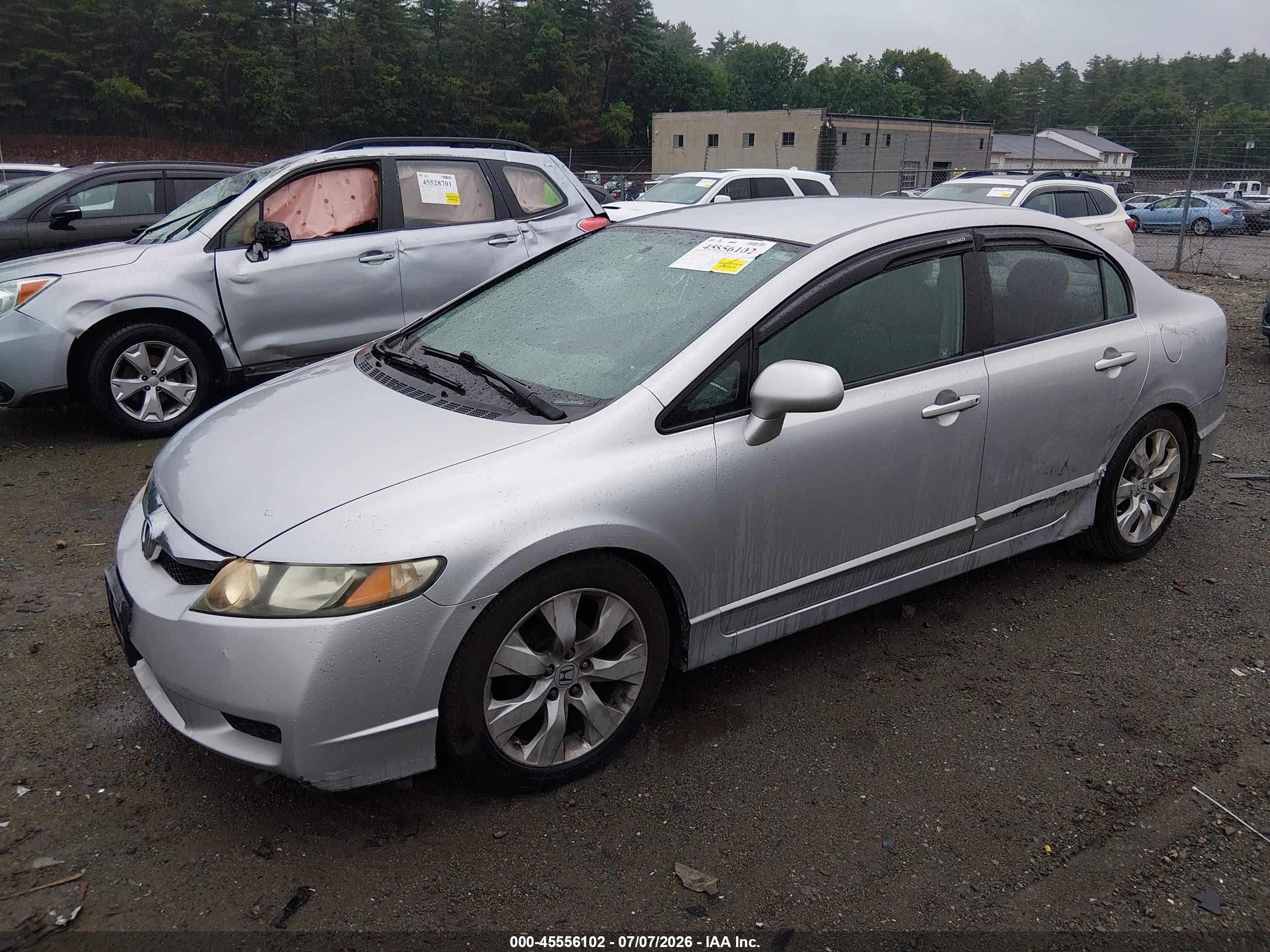 2011 Honda Civic Lx Silver vin: 2HGFA1F58BH514940