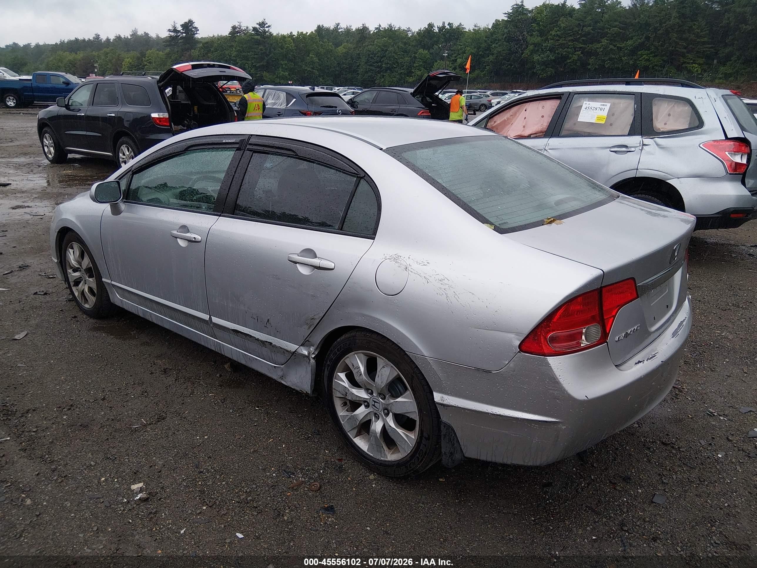 2011 Honda Civic Lx Silver vin: 2HGFA1F58BH514940