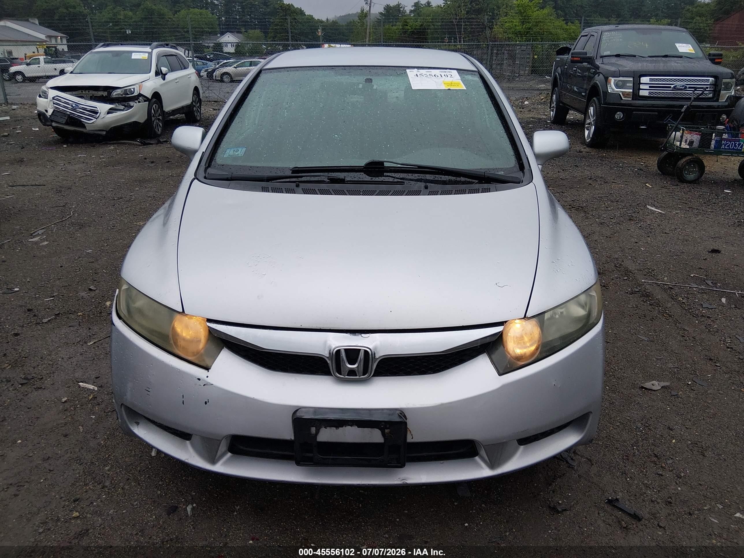 2011 Honda Civic Lx Silver vin: 2HGFA1F58BH514940