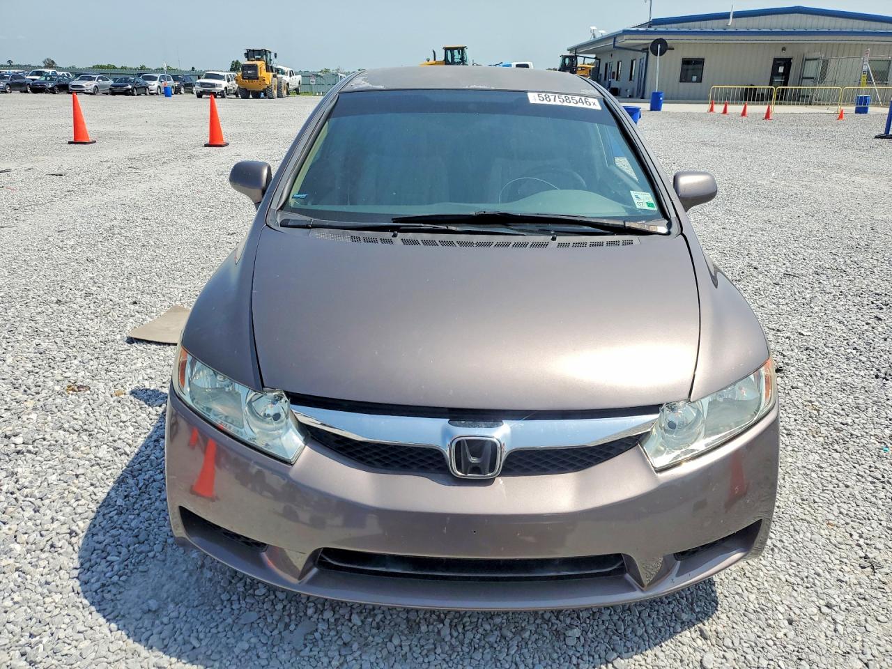 2011 Honda Civic Lx Silver vin: 2HGFA1F58BH525260