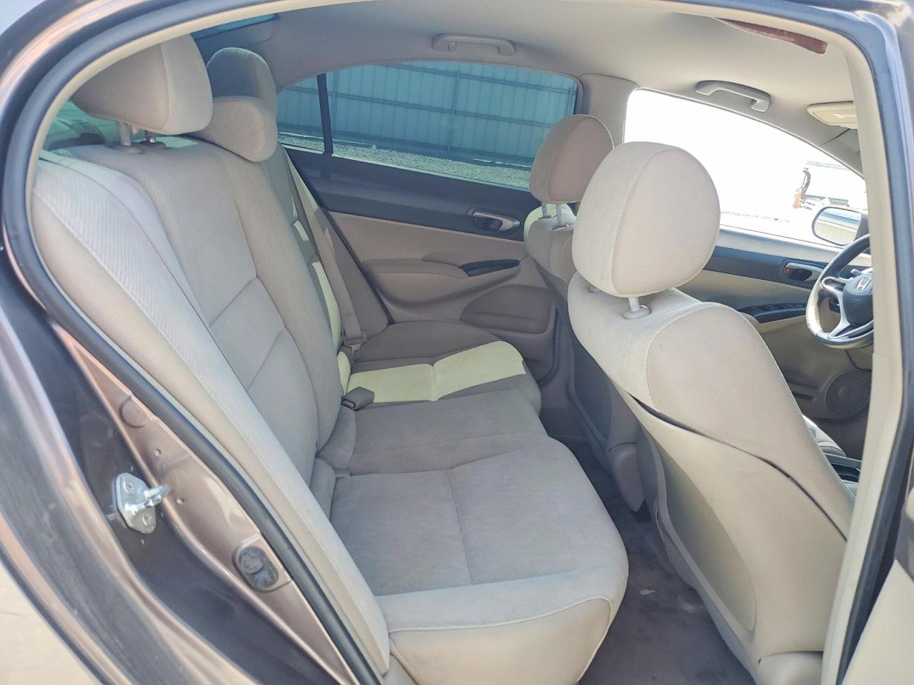 2011 Honda Civic Lx Silver vin: 2HGFA1F58BH525260