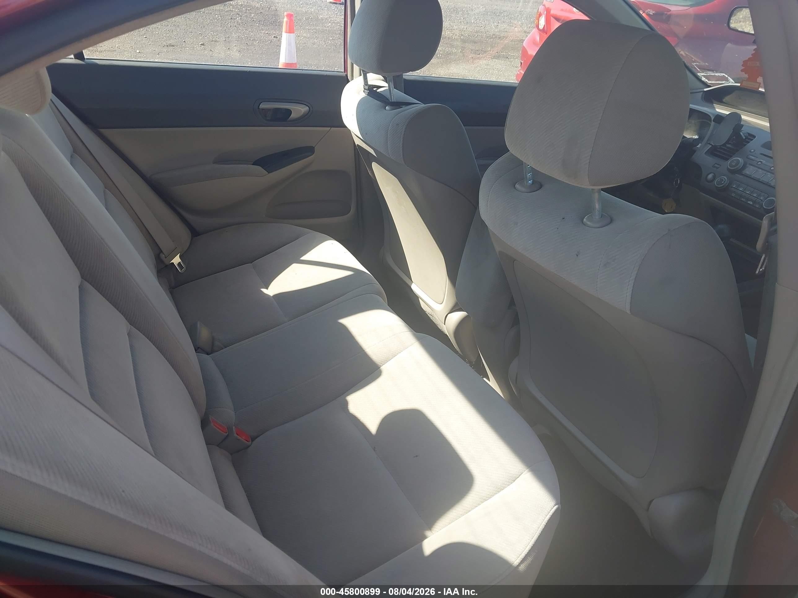 2011 Honda Civic Lx Red vin: 2HGFA1F58BH540289