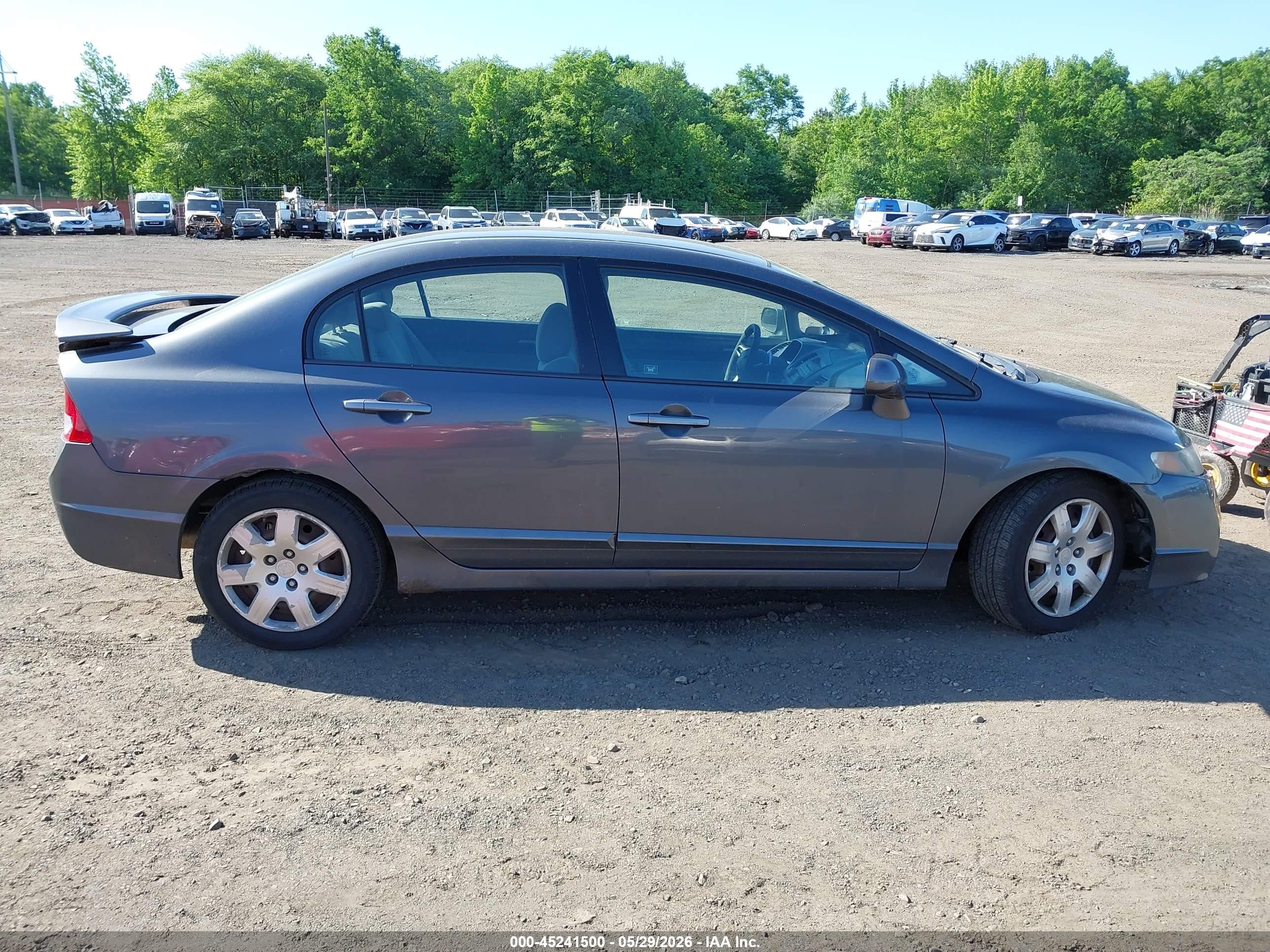 2010 Honda Civic Lx Gray vin: 2HGFA1F59AH319704