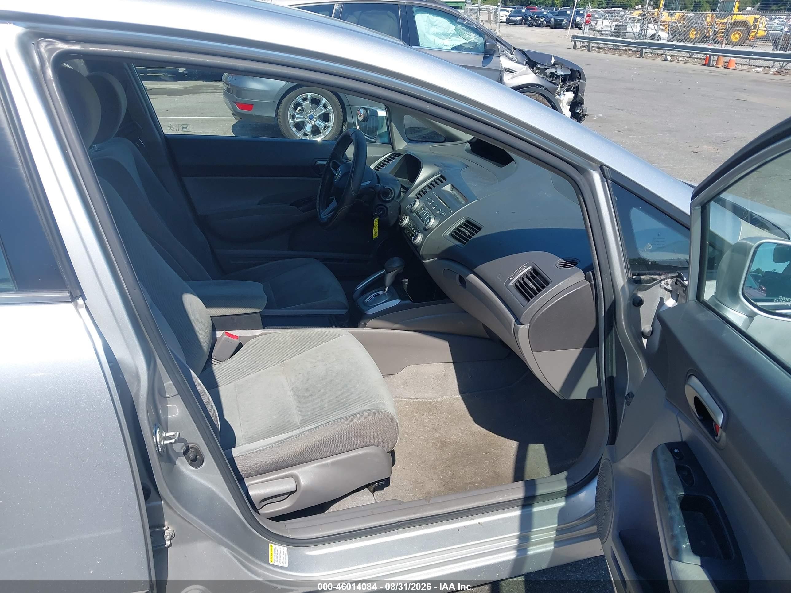 2010 Honda Civic Lx Серебряный vin: 2HGFA1F59AH322473