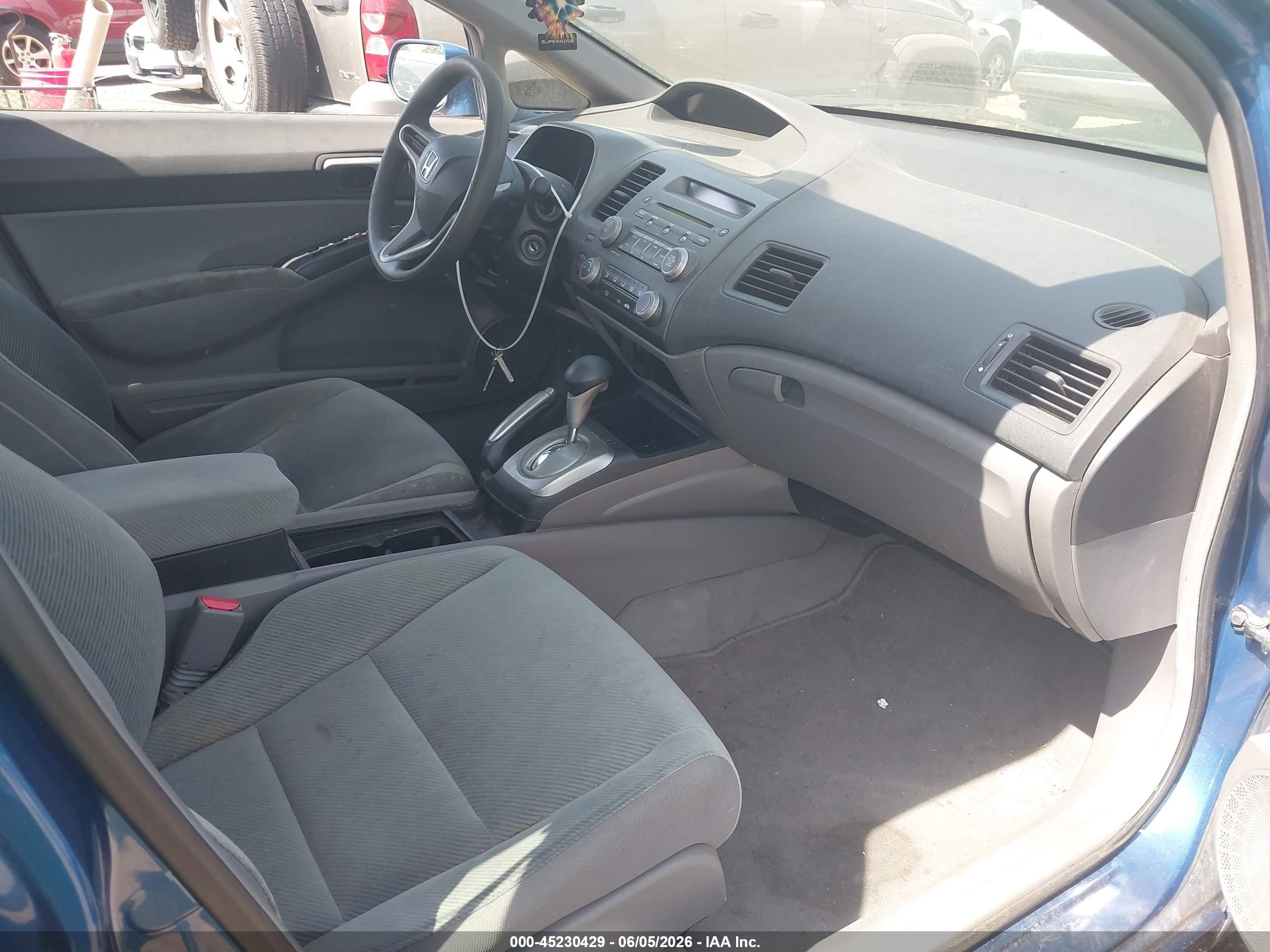 2011 Honda Civic Lx Blue vin: 2HGFA1F59BH519211