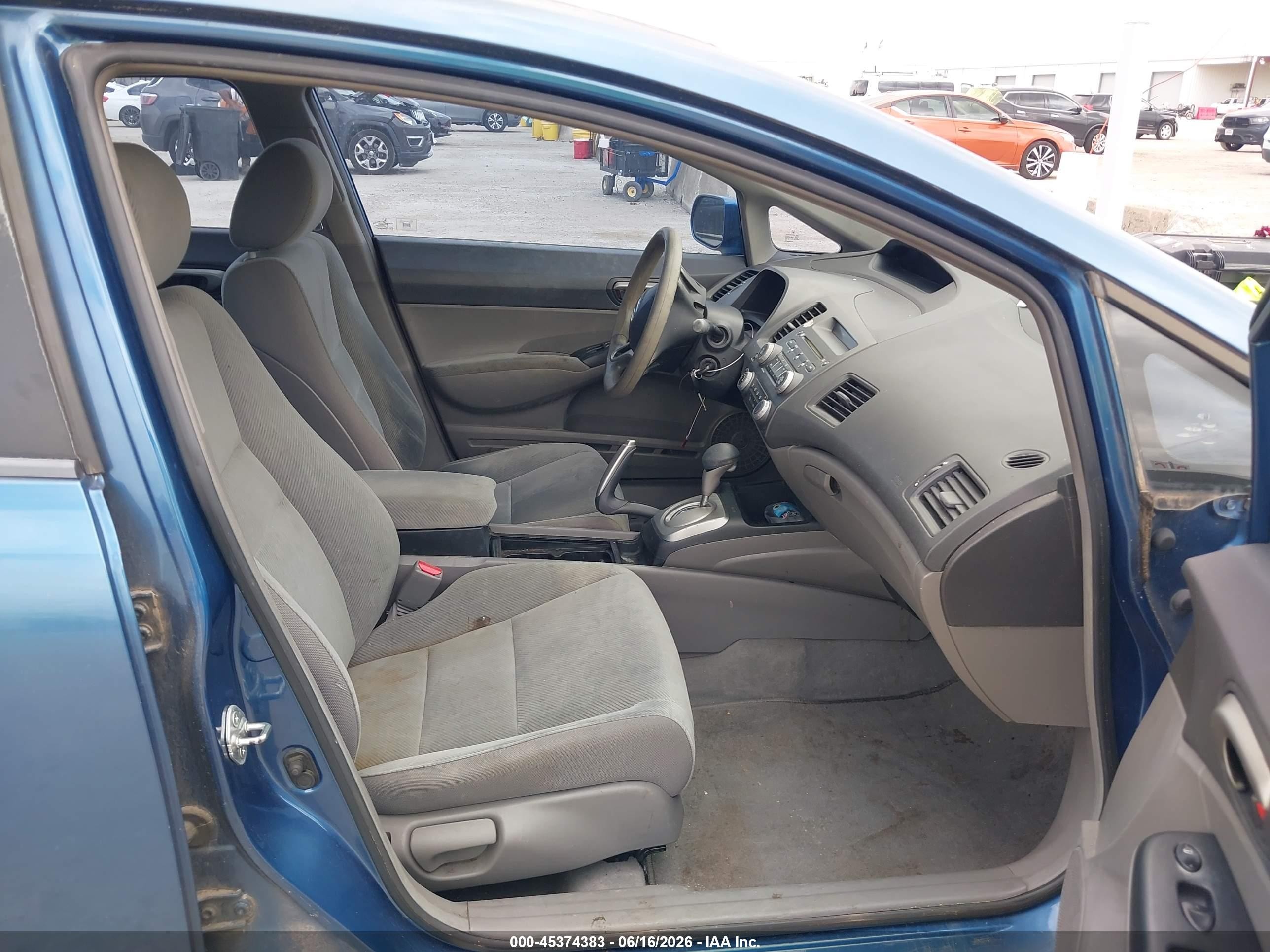 2011 Honda Civic Lx Blue vin: 2HGFA1F59BH525414