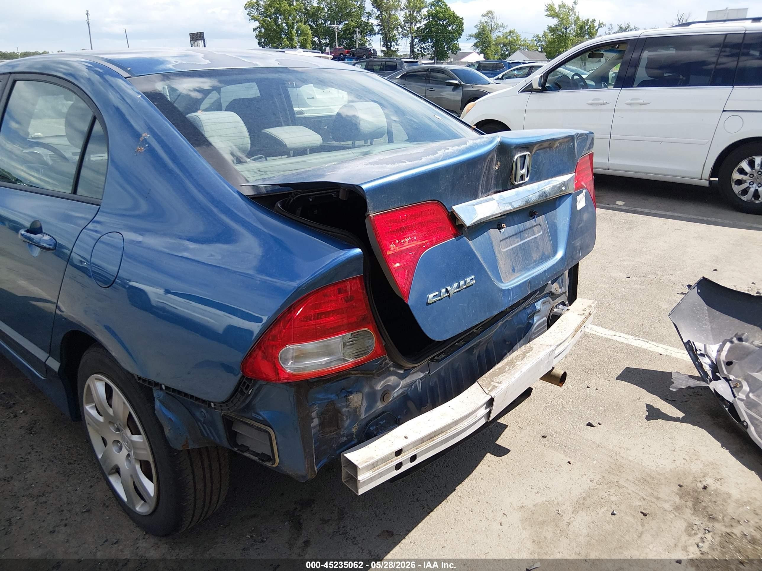 2011 Honda Civic Lx Blue vin: 2HGFA1F59BH528619