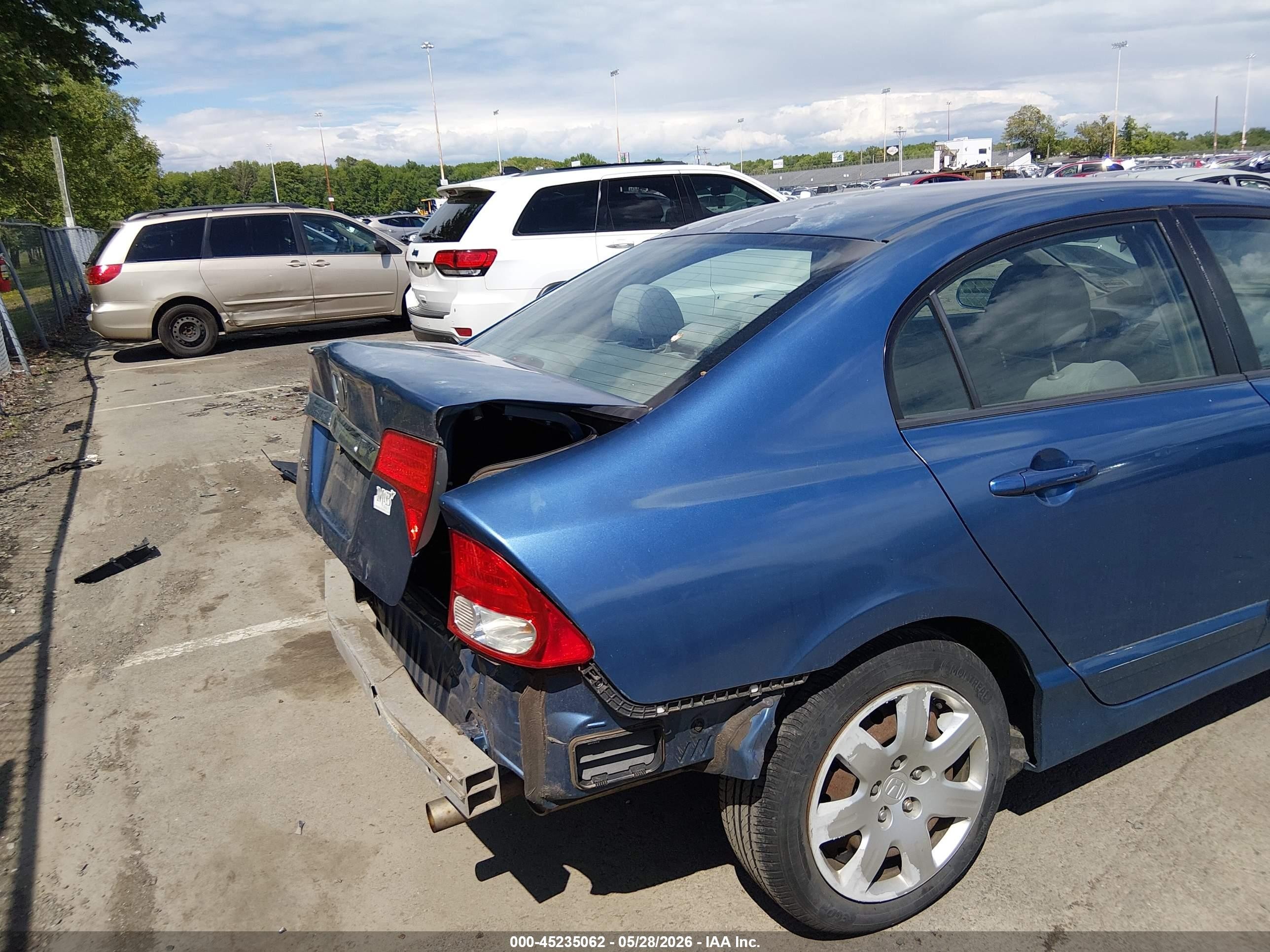 2011 Honda Civic Lx Blue vin: 2HGFA1F59BH528619