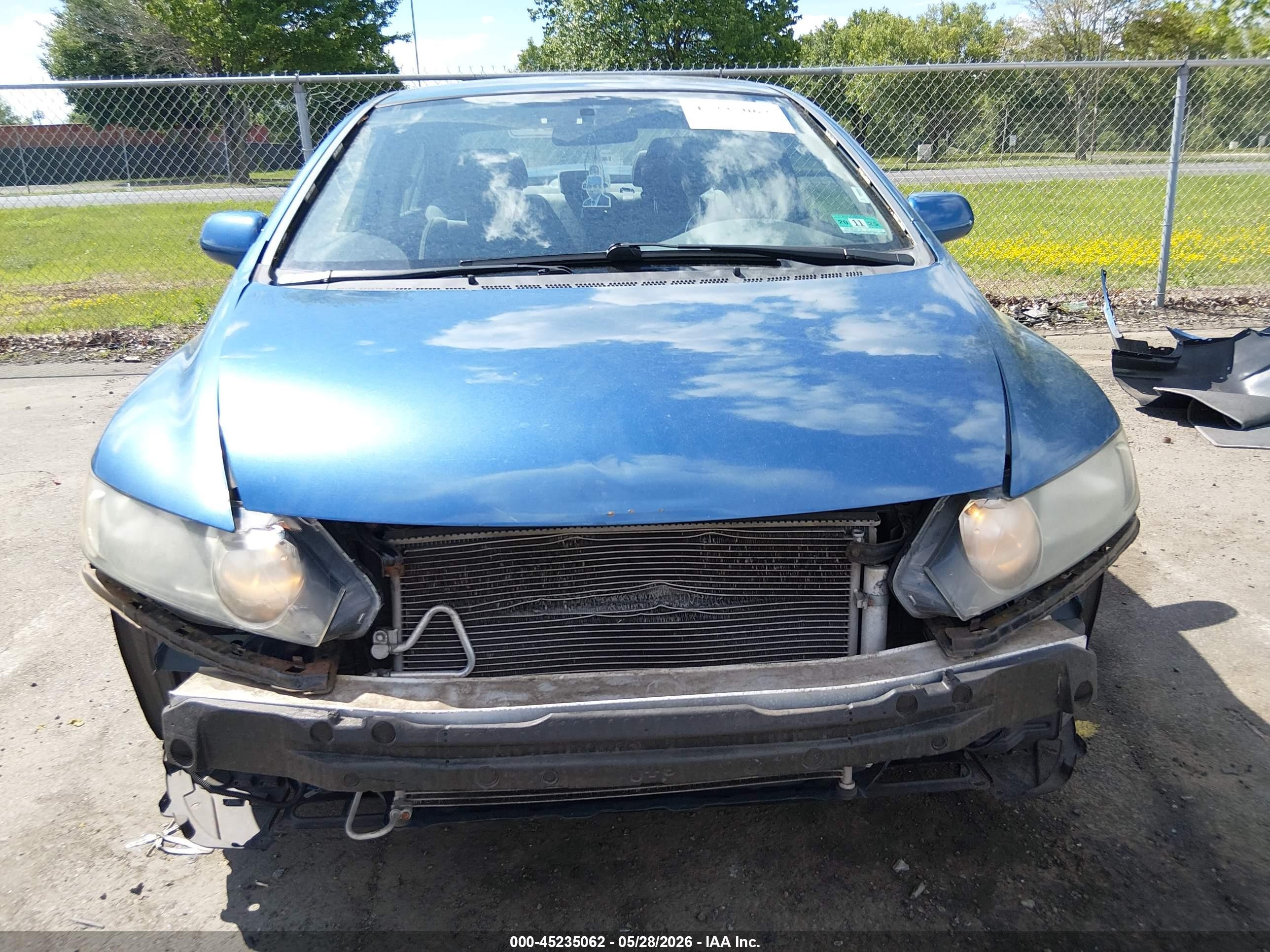 2011 Honda Civic Lx Blue vin: 2HGFA1F59BH528619