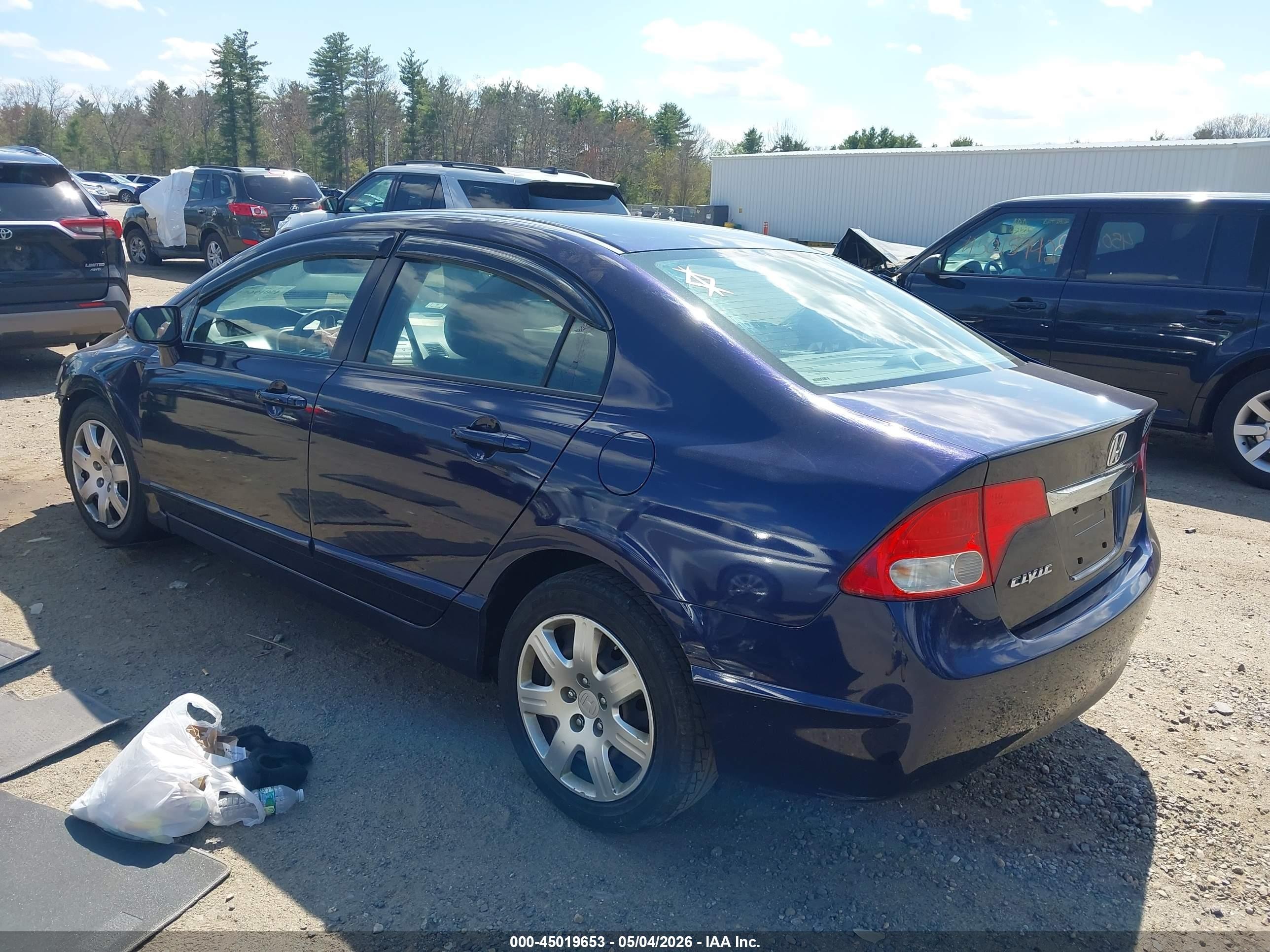 2011 Honda Civic Lx Blue vin: 2HGFA1F59BH535425