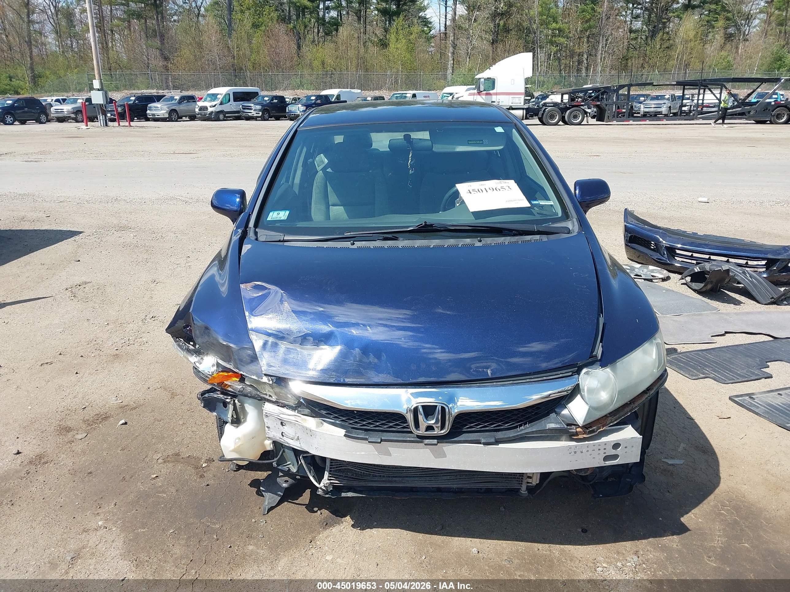 2011 Honda Civic Lx Blue vin: 2HGFA1F59BH535425