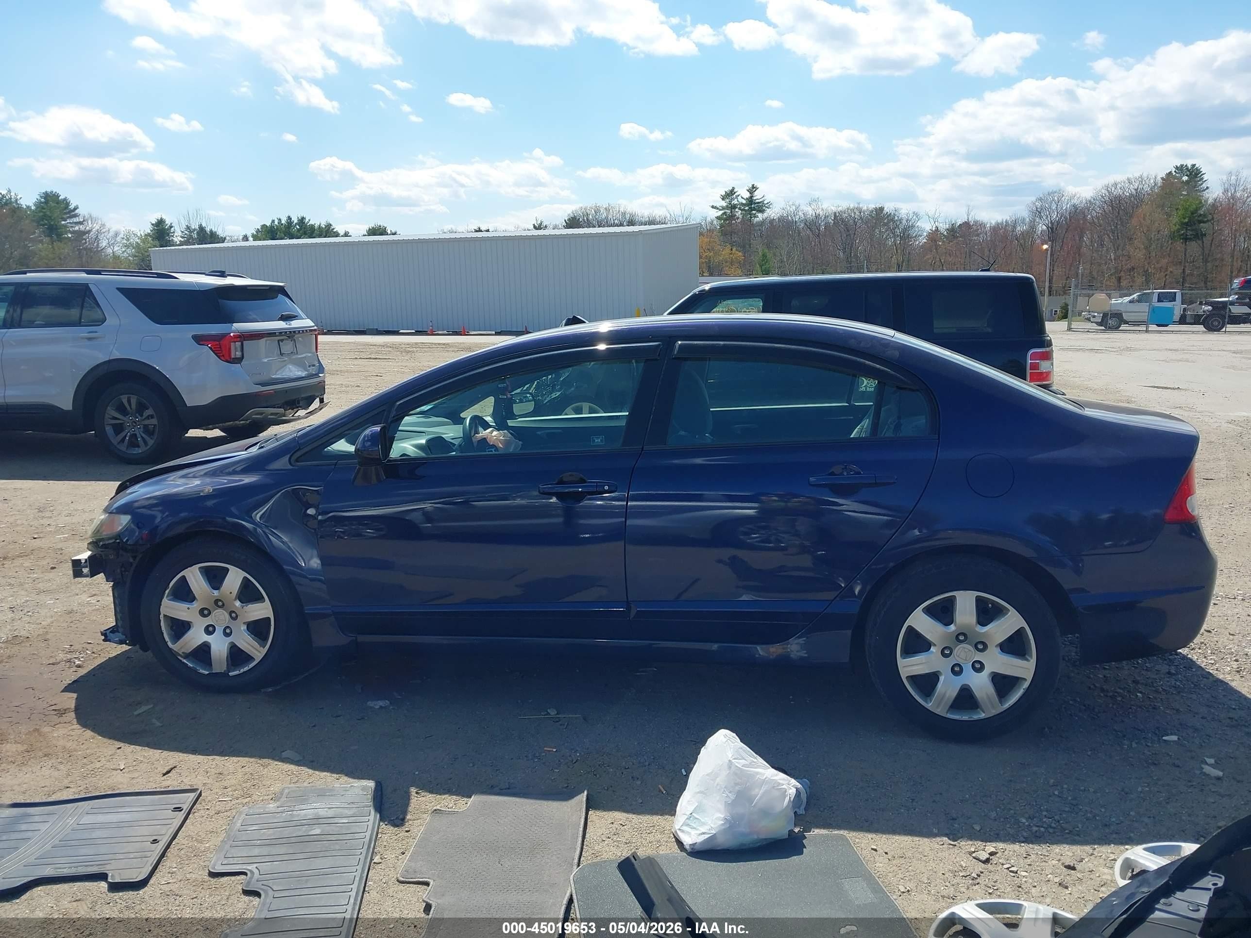 2011 Honda Civic Lx Blue vin: 2HGFA1F59BH535425