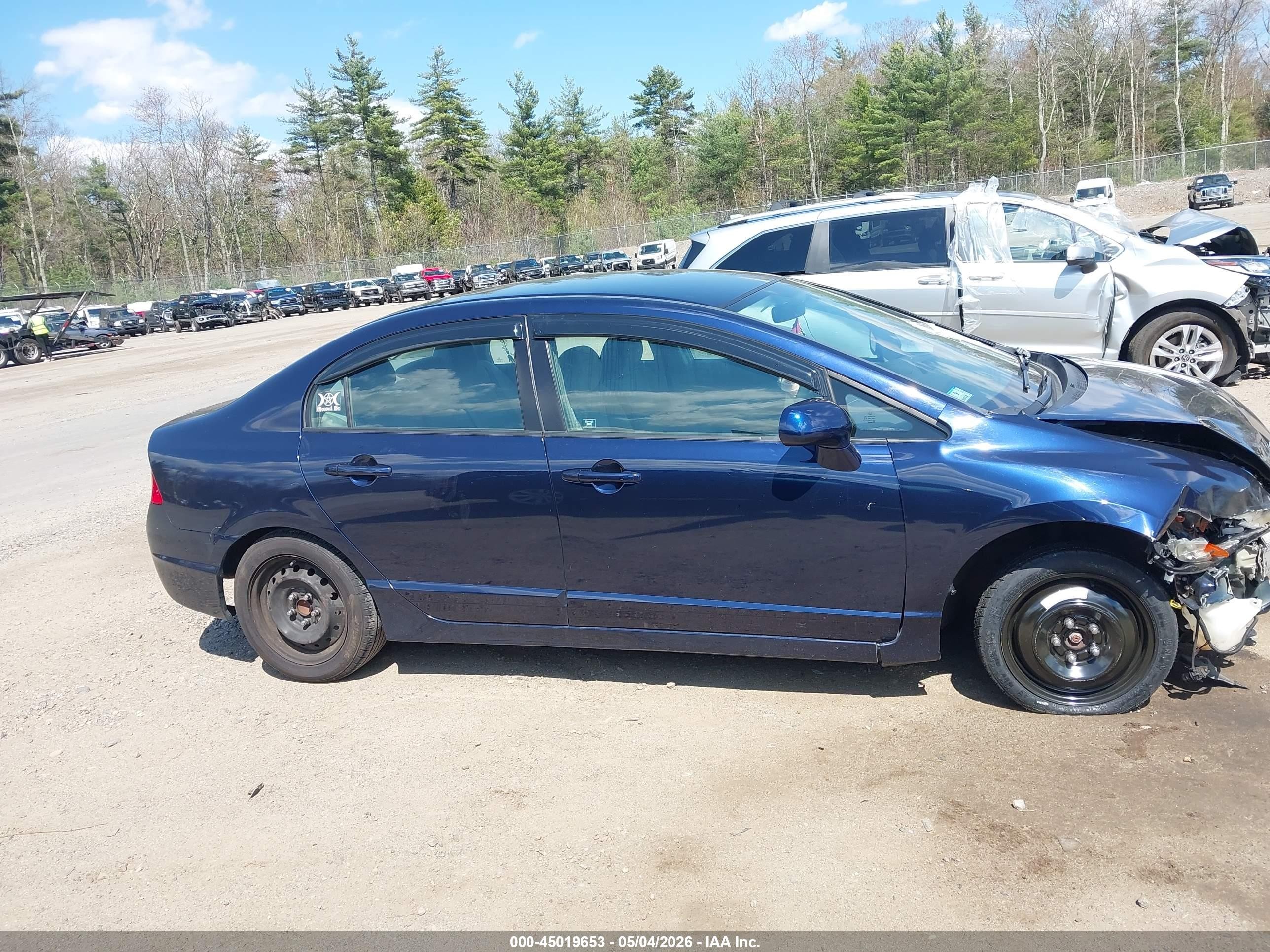 2011 Honda Civic Lx Blue vin: 2HGFA1F59BH535425