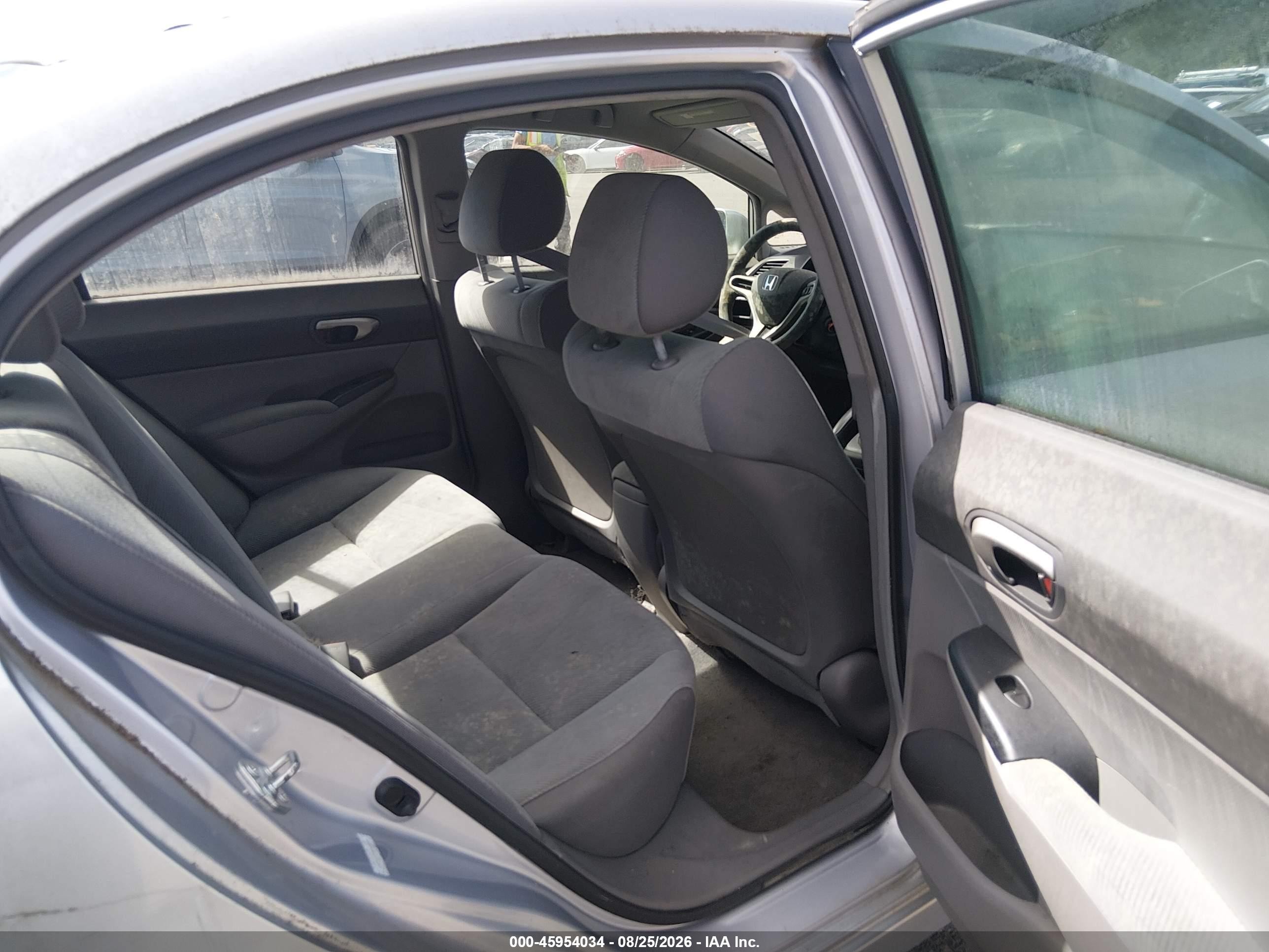 2011 Honda Civic Lx Silver vin: 2HGFA1F59BH536820