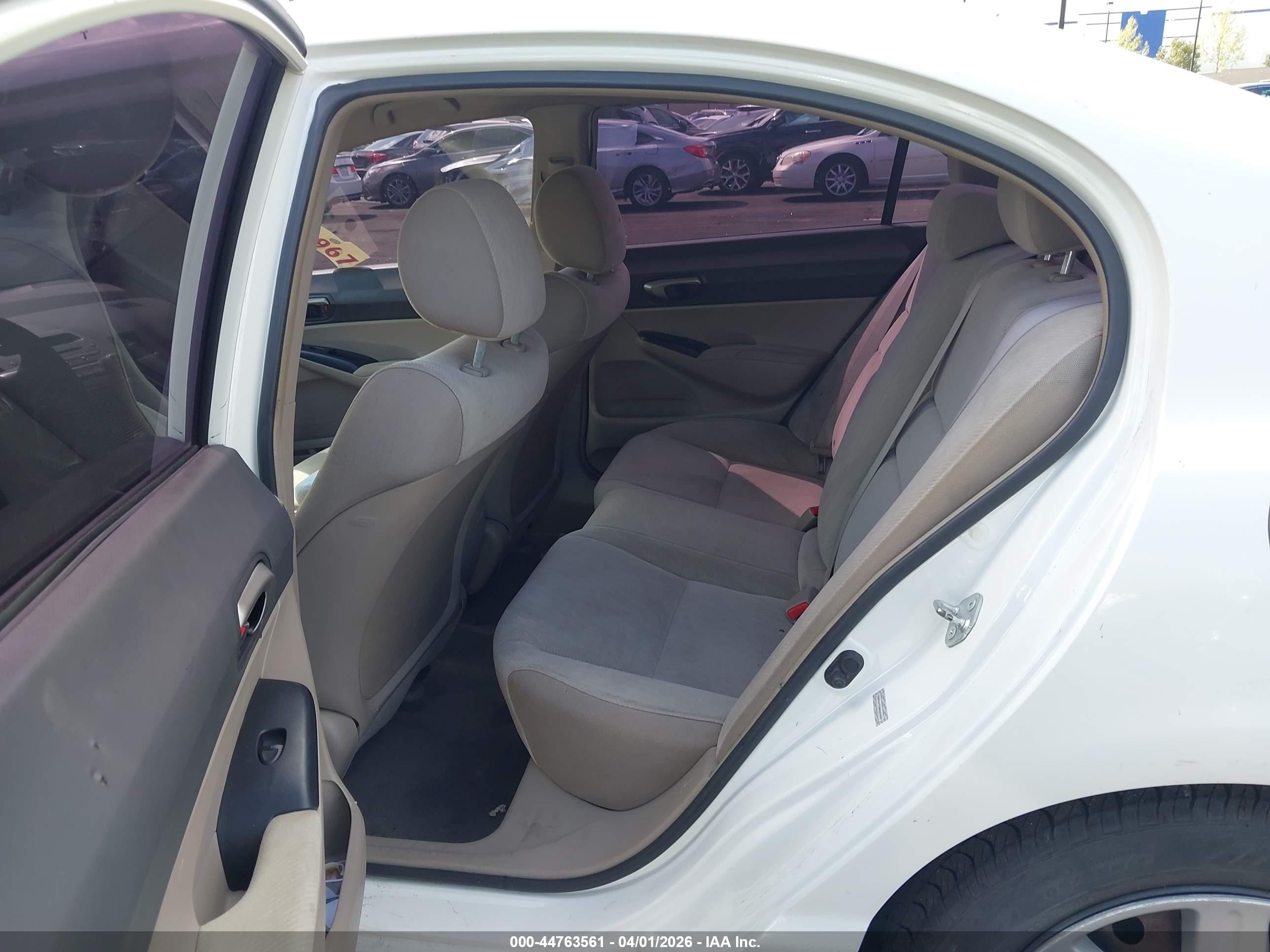 2010 Honda Civic Lx White vin: 2HGFA1F5XAH565564