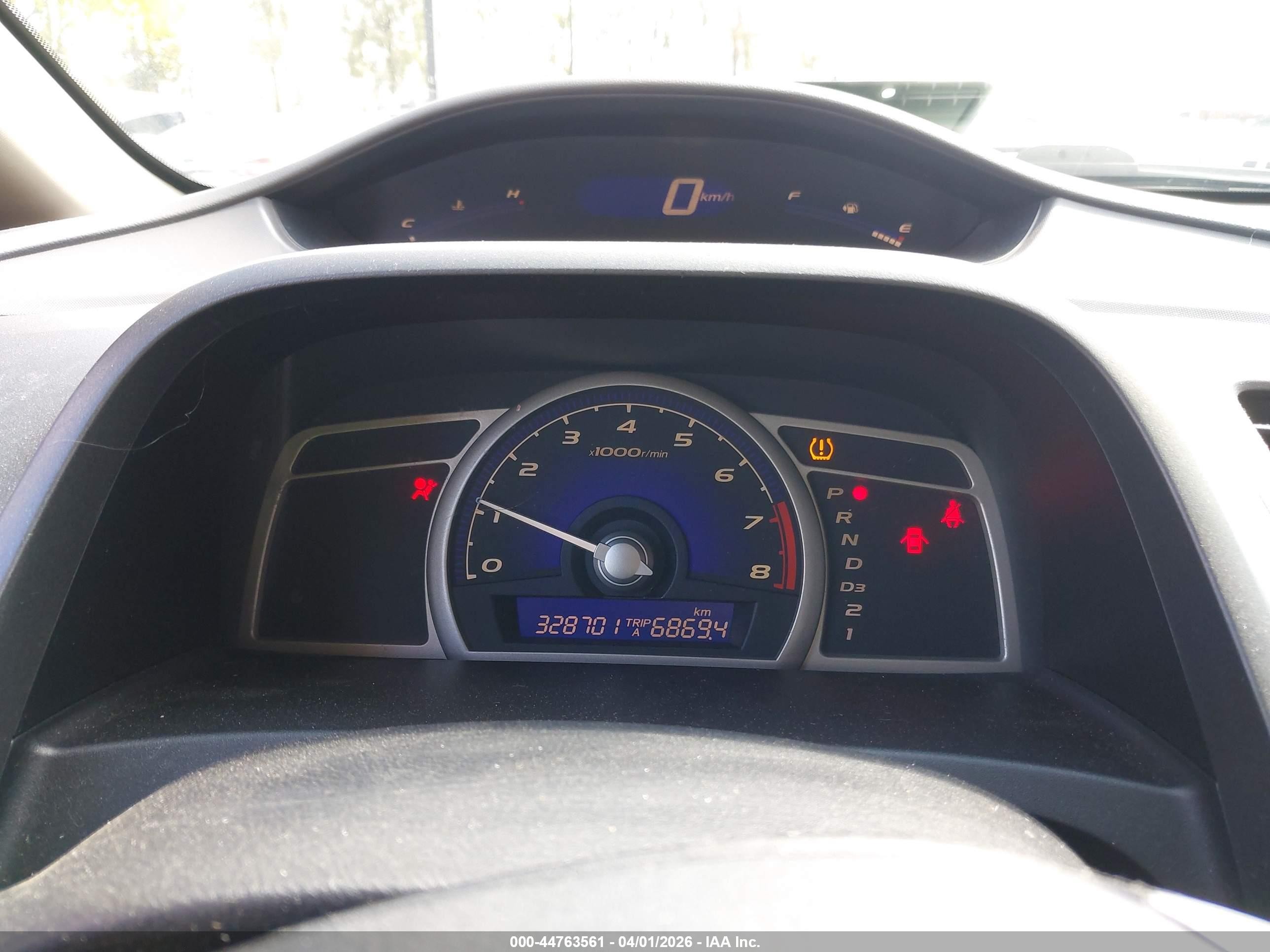 2010 Honda Civic Lx White vin: 2HGFA1F5XAH565564