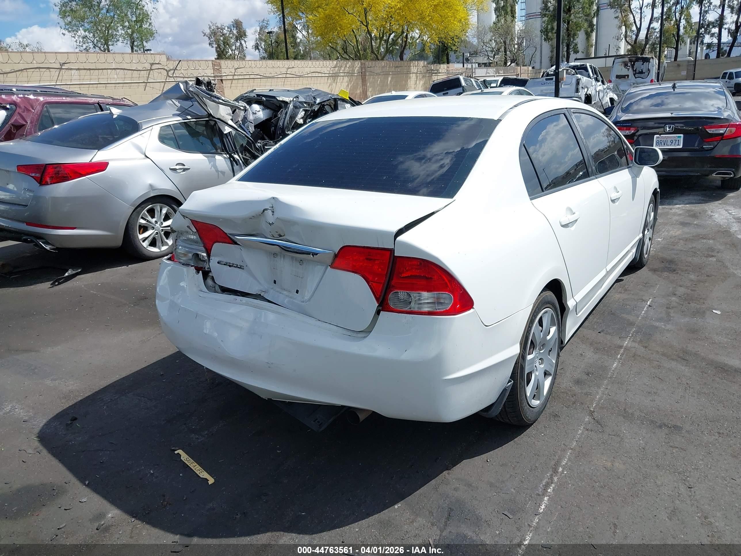 2010 Honda Civic Lx White vin: 2HGFA1F5XAH565564
