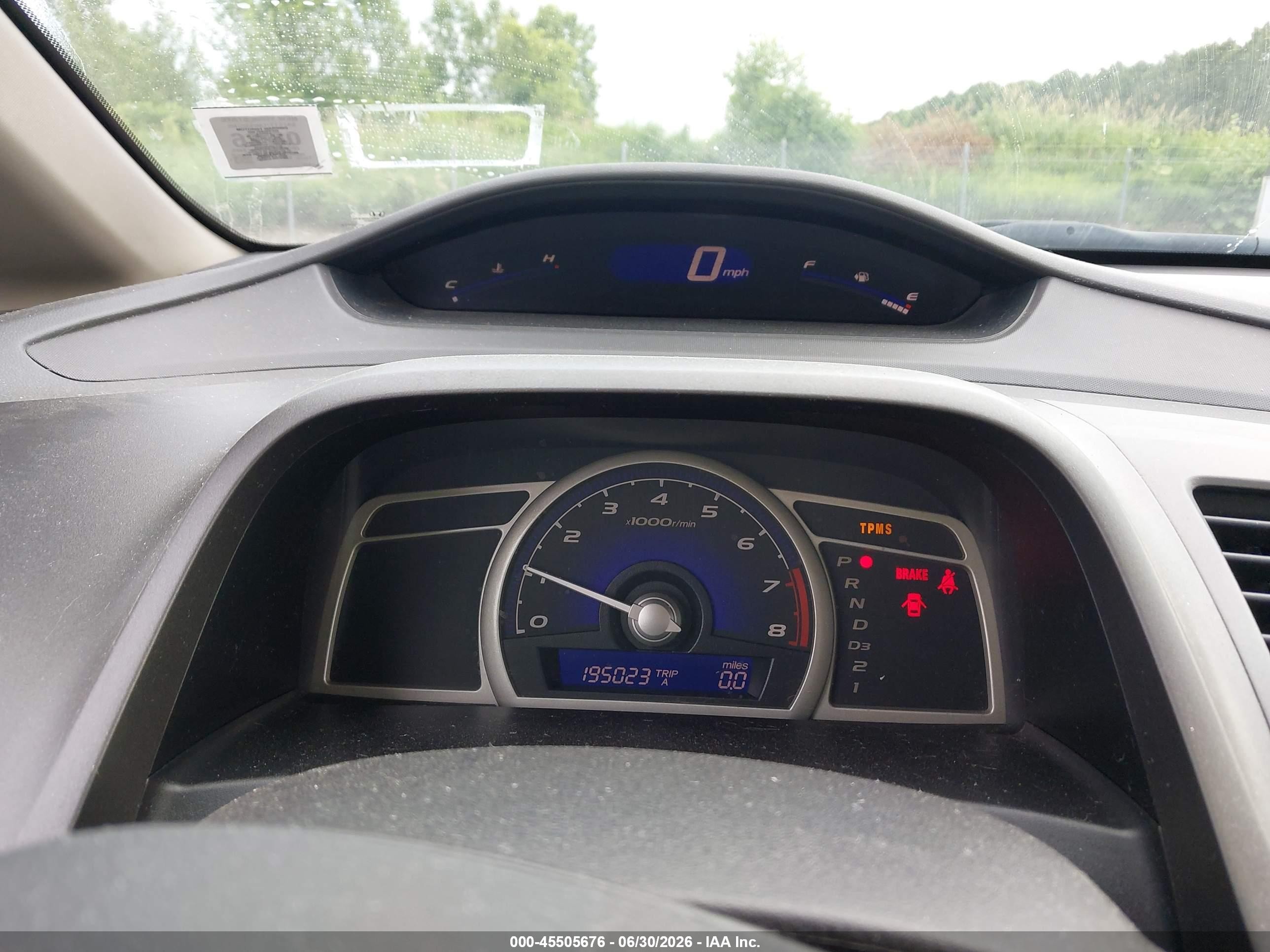 2010 Honda Civic Lx Maroon vin: 2HGFA1F5XAH573485