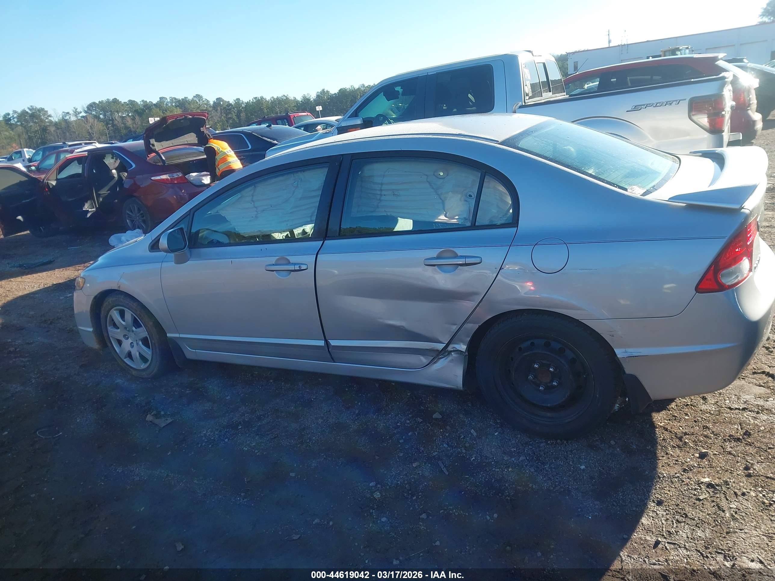 2011 Honda Civic Lx Silver vin: 2HGFA1F5XBH510761