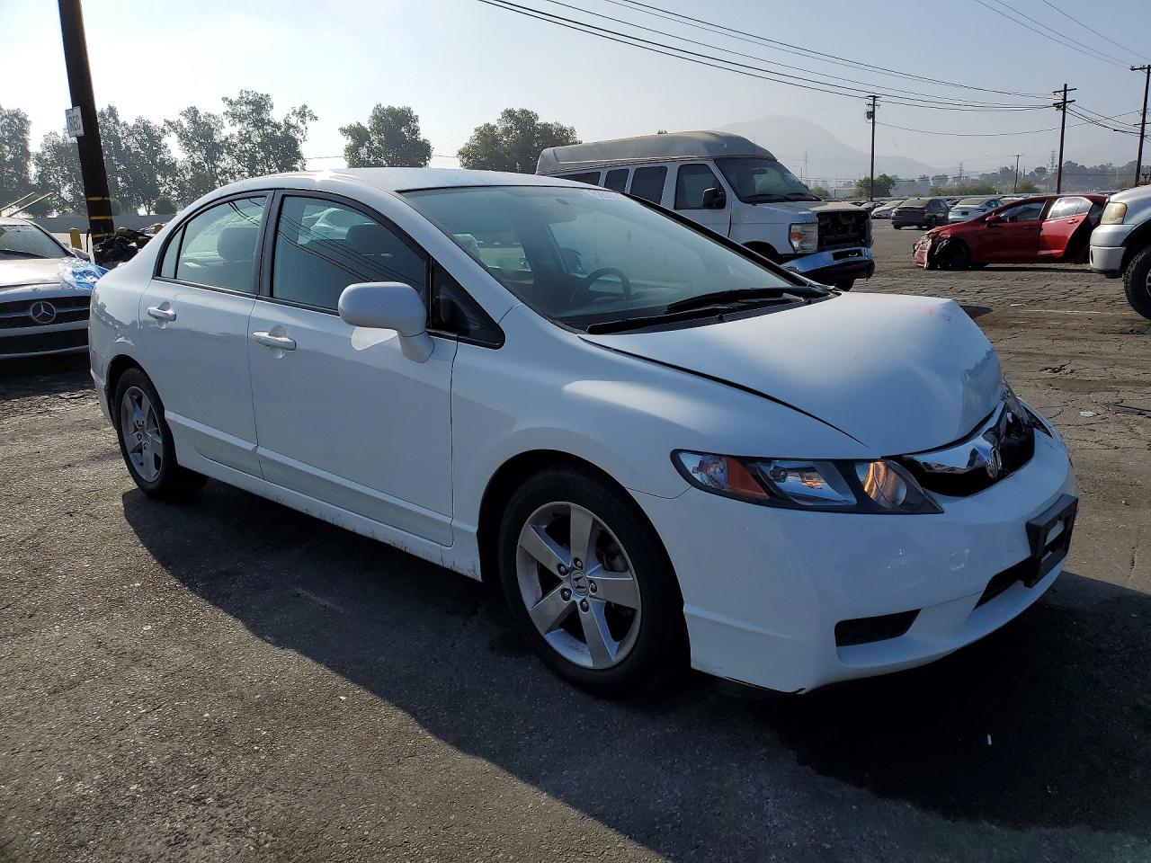 2011 Honda Civic Lx-s White vin: 2HGFA1F60BH505187