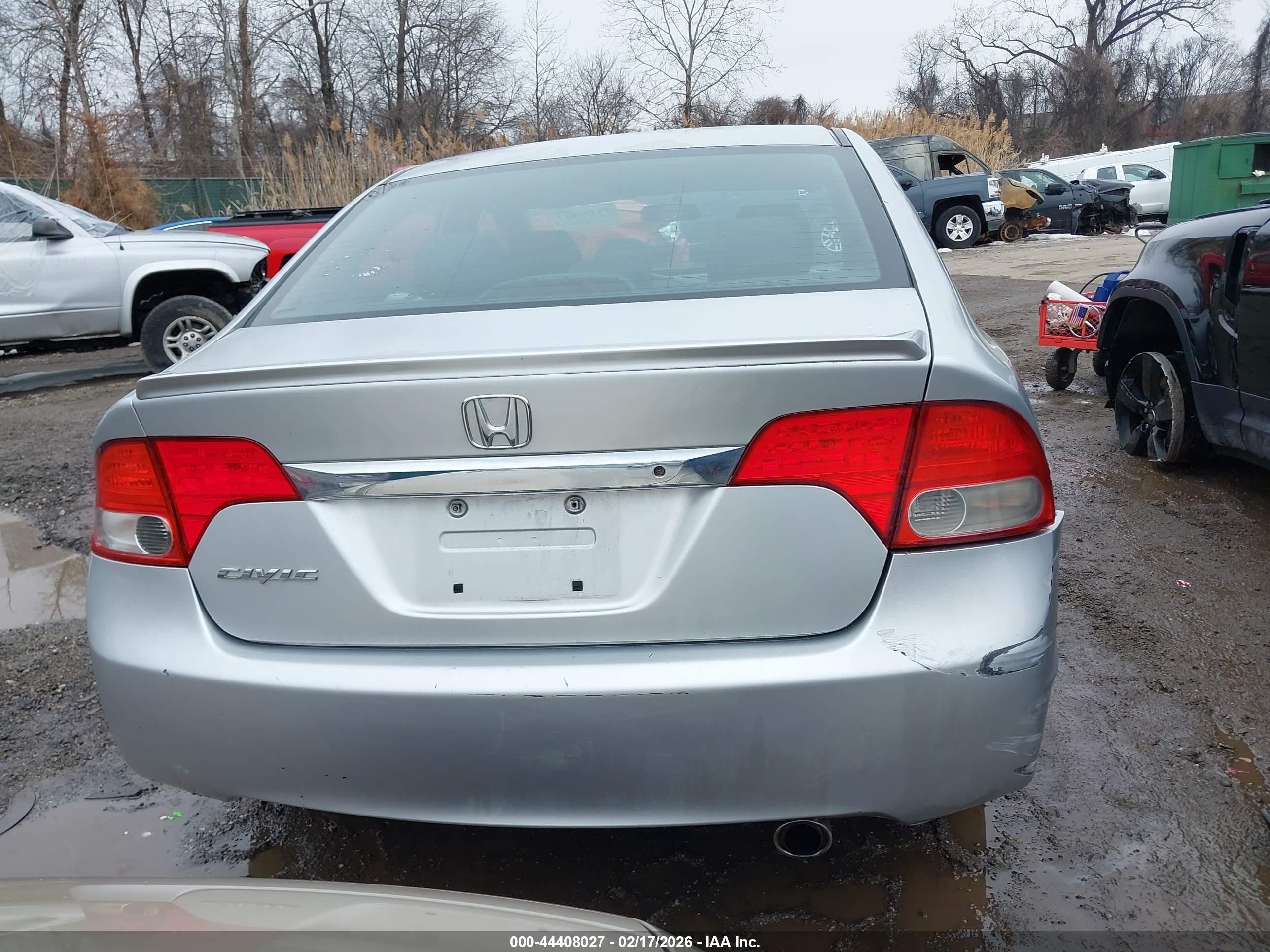 2011 Honda Civic Lx-s Silver vin: 2HGFA1F61BH537422