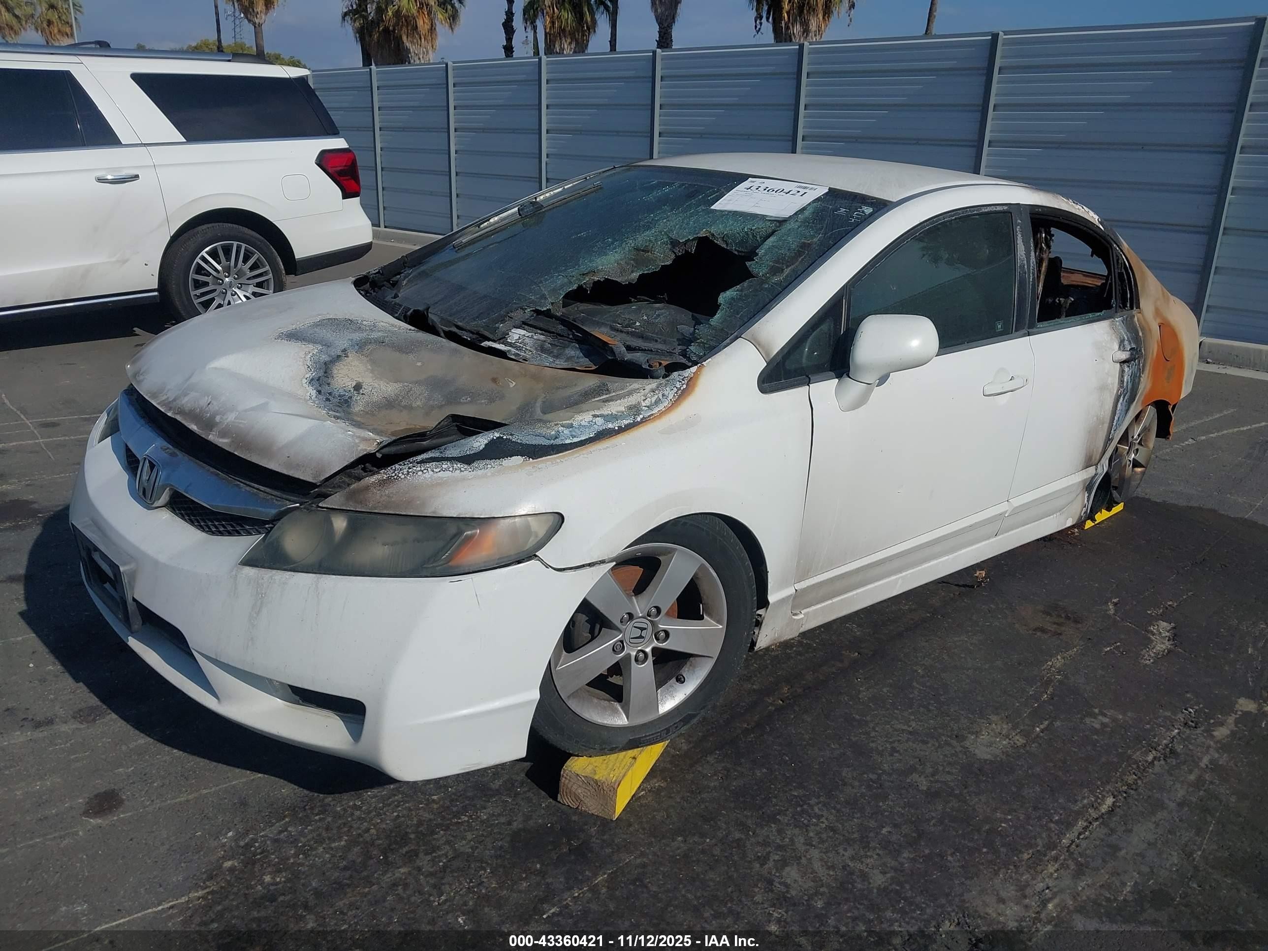 2011 Honda Civic Lx-s White vin: 2HGFA1F67BH541832