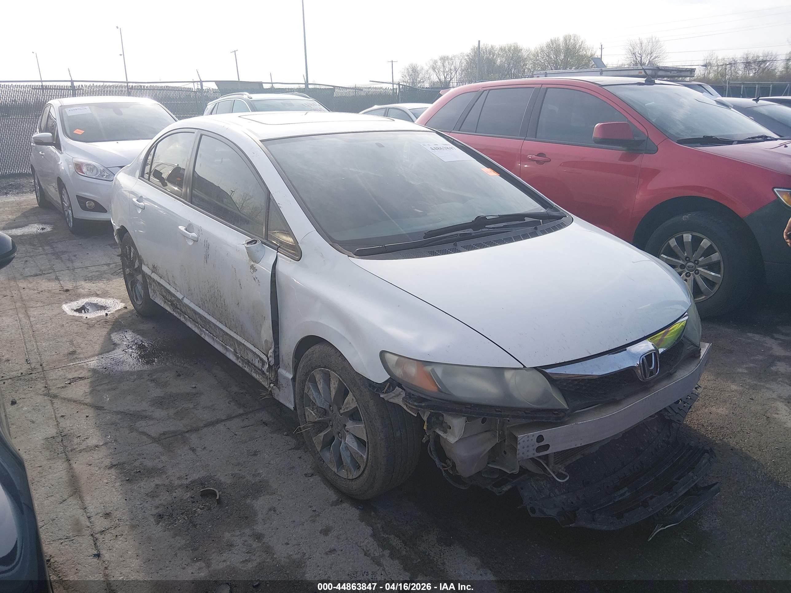 2011 Honda Civic Ex White vin: 2HGFA1F80BH501397