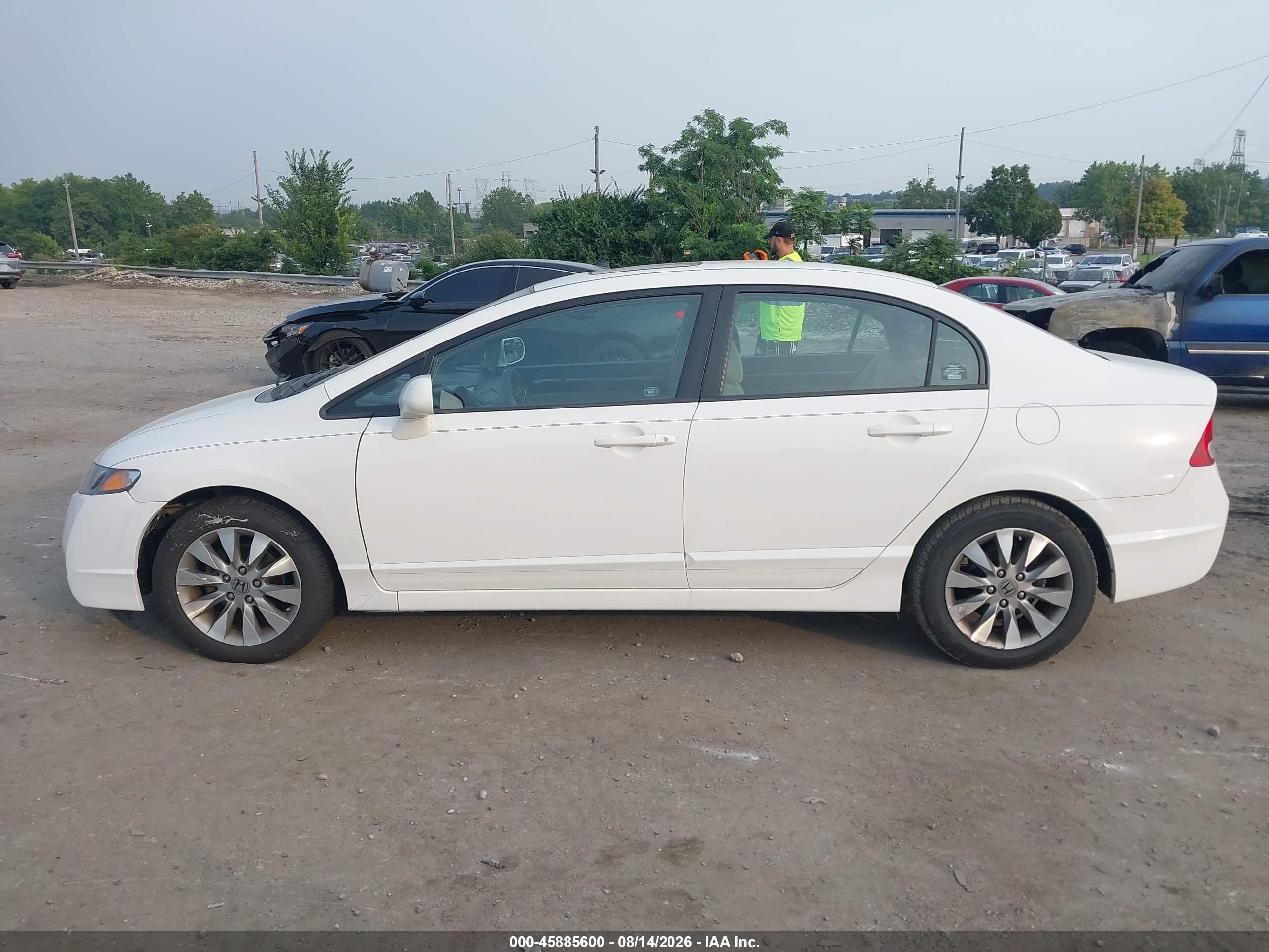 2010 Honda Civic Ex Белый vin: 2HGFA1F82AH574026