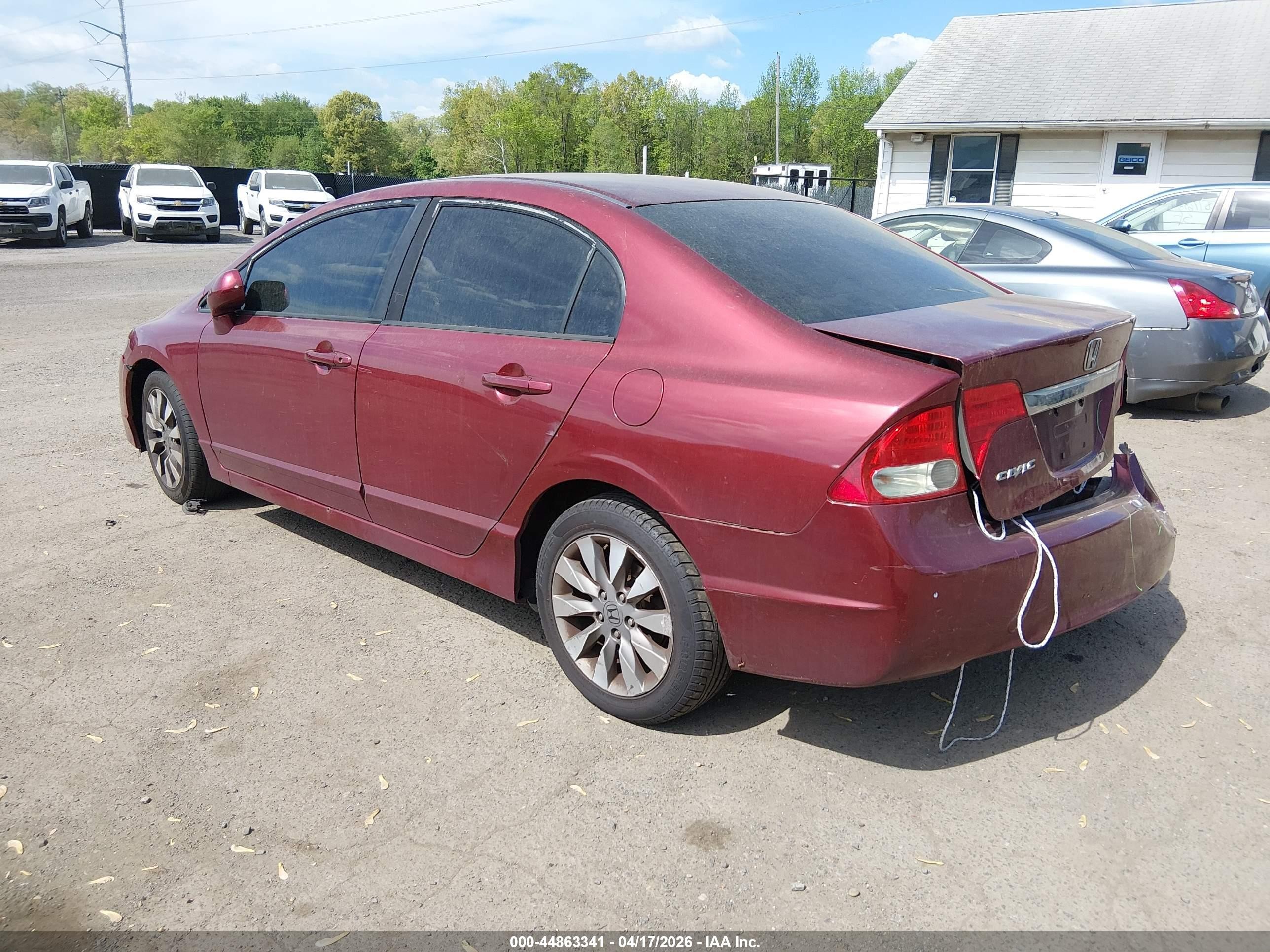 2011 Honda Civic Ex Red vin: 2HGFA1F83BH500745