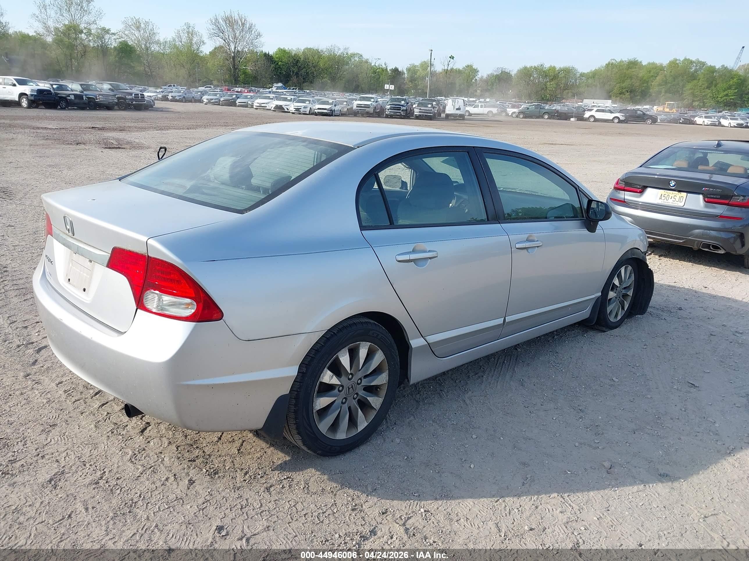 2011 Honda Civic Ex Silver vin: 2HGFA1F83BH518209