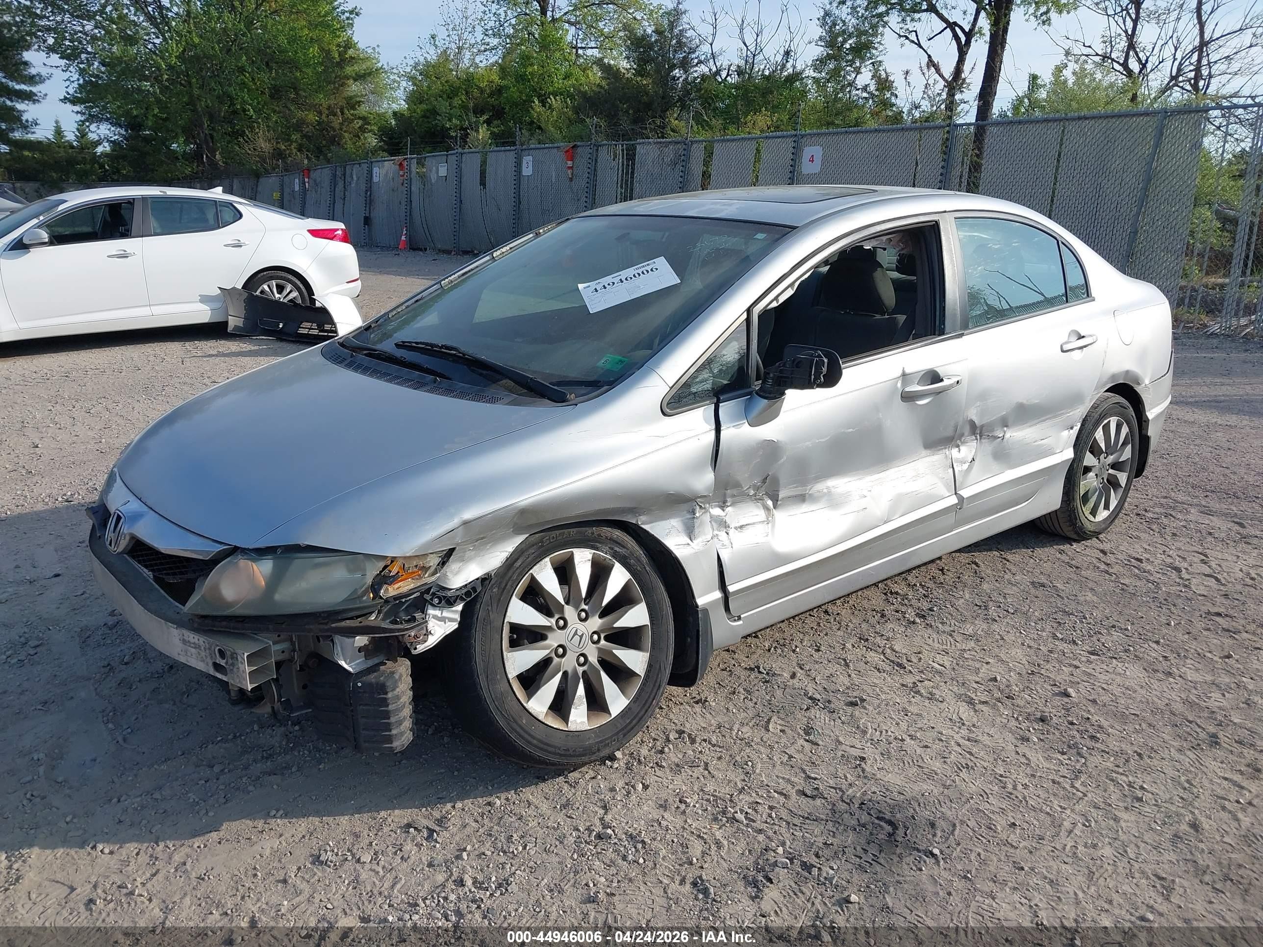 2011 Honda Civic Ex Silver vin: 2HGFA1F83BH518209