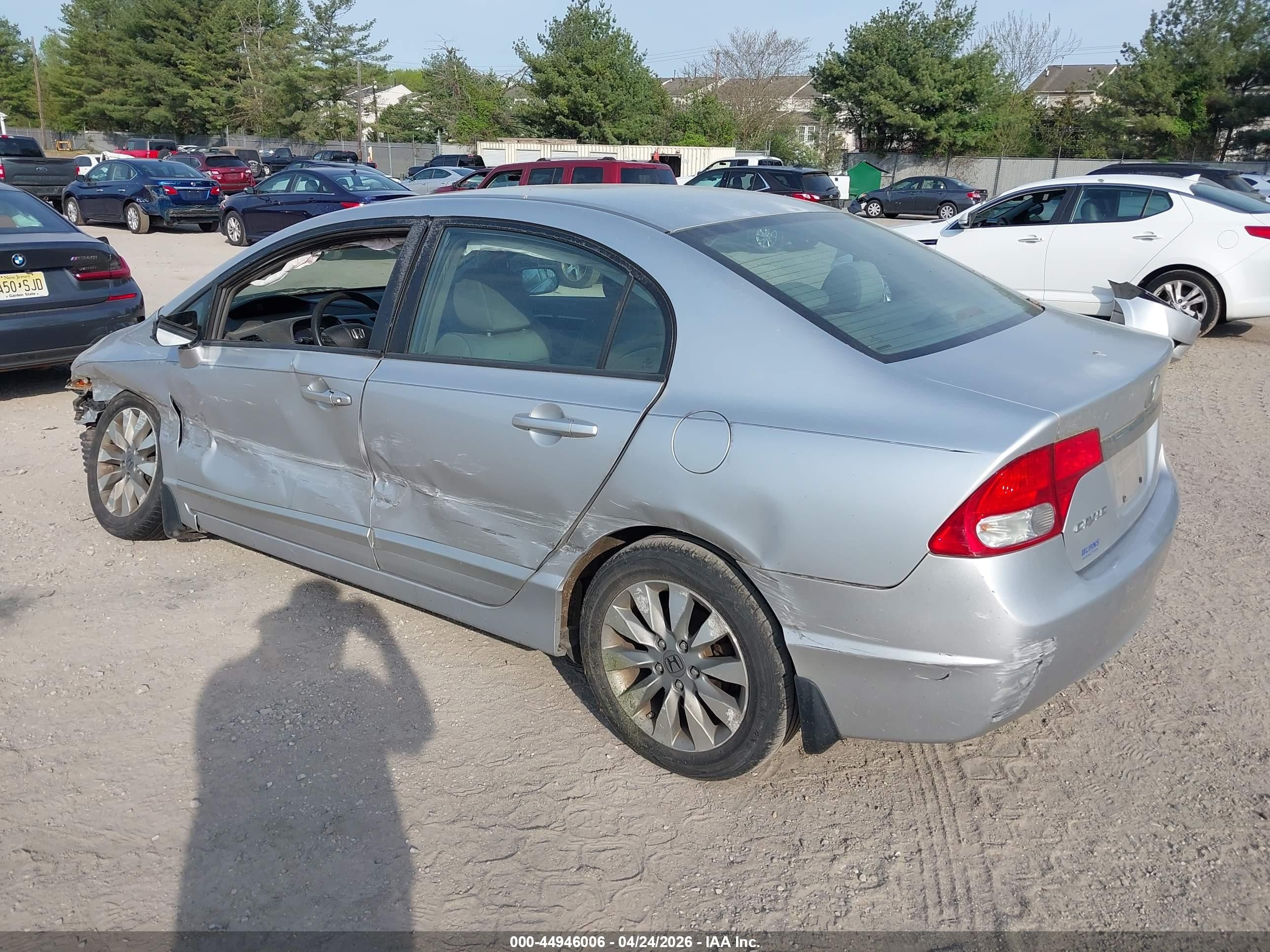 2011 Honda Civic Ex Silver vin: 2HGFA1F83BH518209