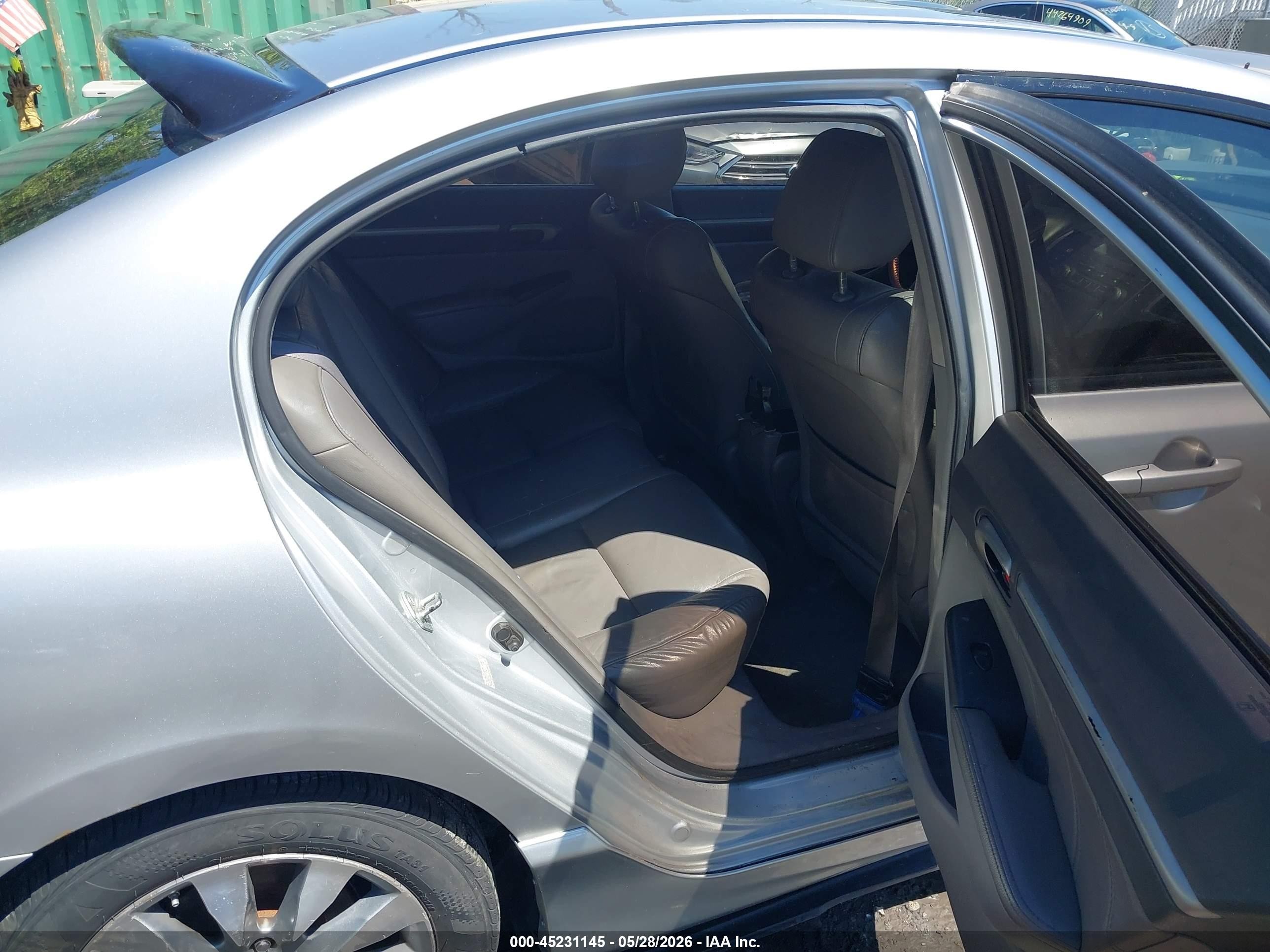 2010 Honda Civic Ex-l Silver vin: 2HGFA1F91AH312085