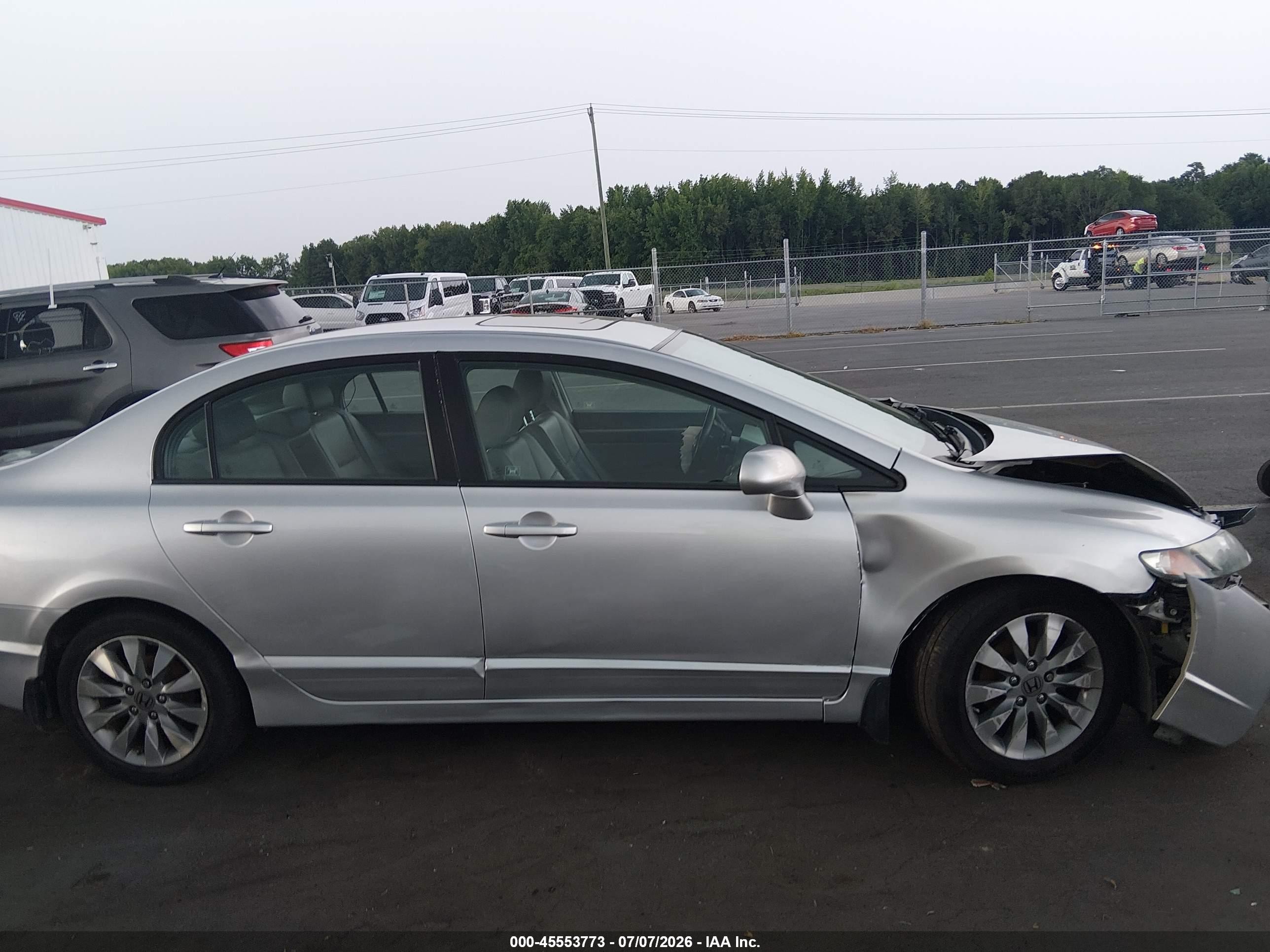 2011 Honda Civic Ex-l Серебряный vin: 2HGFA1F94BH512704