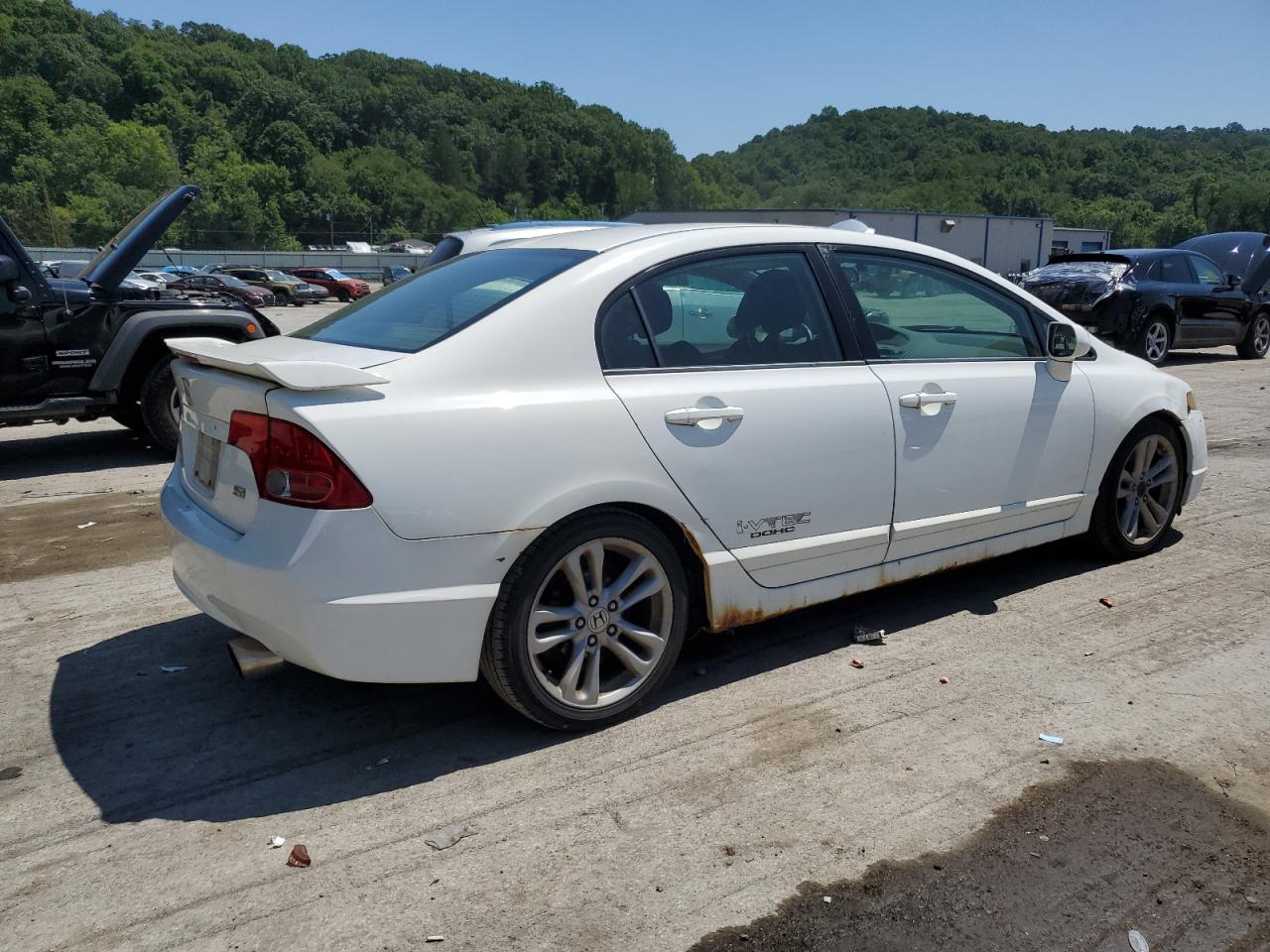 2007 Honda Civic White vin: 2HGFA55517H708984
