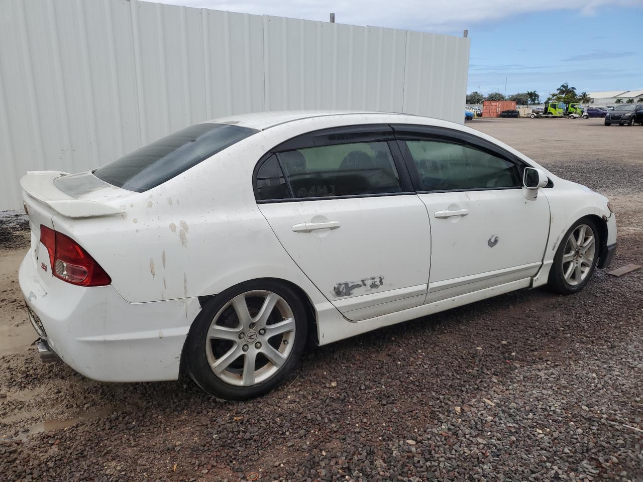 2009 Honda Civic Si White vin: 2HGFA555X9H707237 Damage: Right Rear Door, Heavy Scratch, > 12 Inches