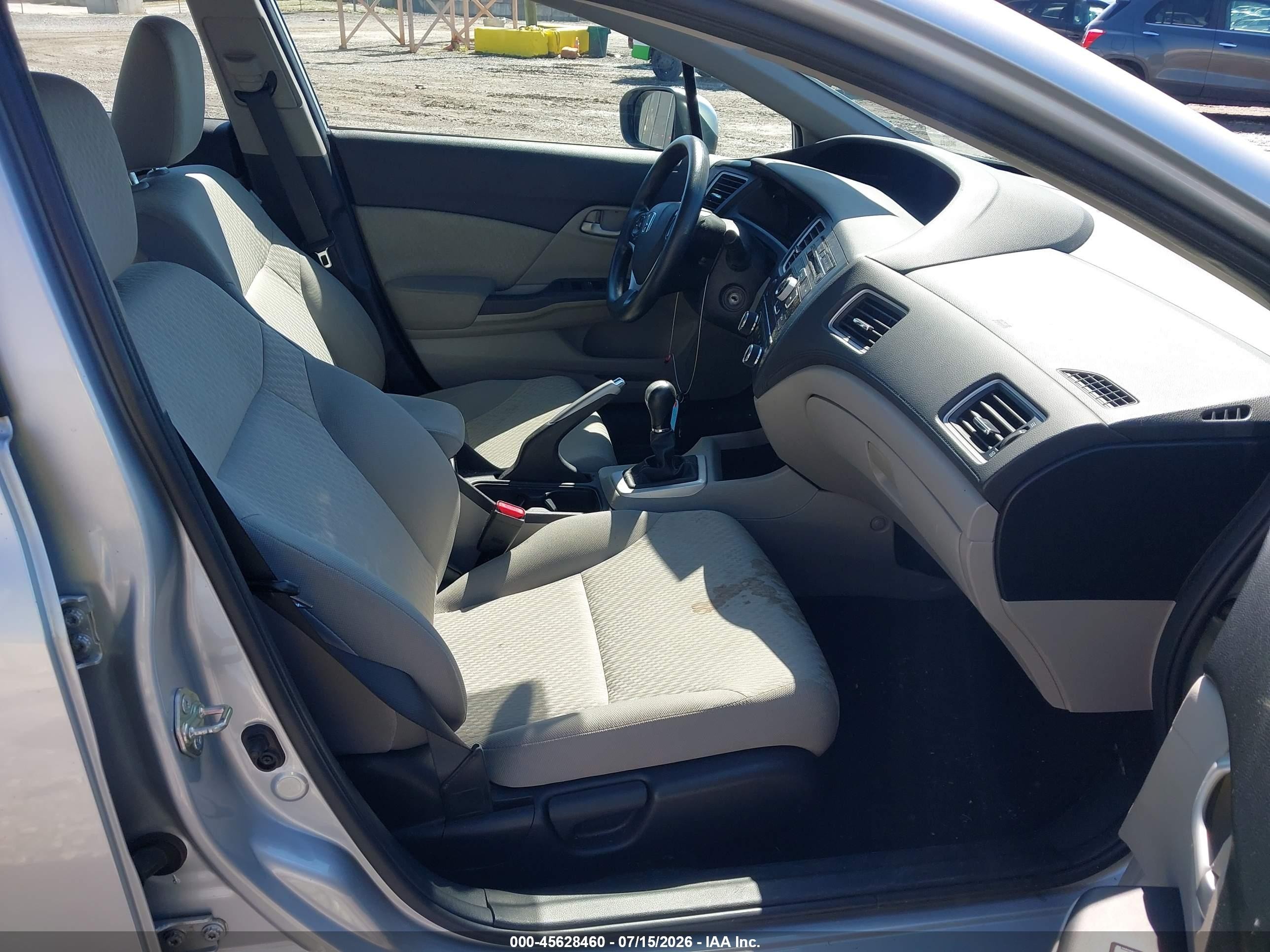 2015 Honda Civic Lx Silver vin: 2HGFB2E52FH510053