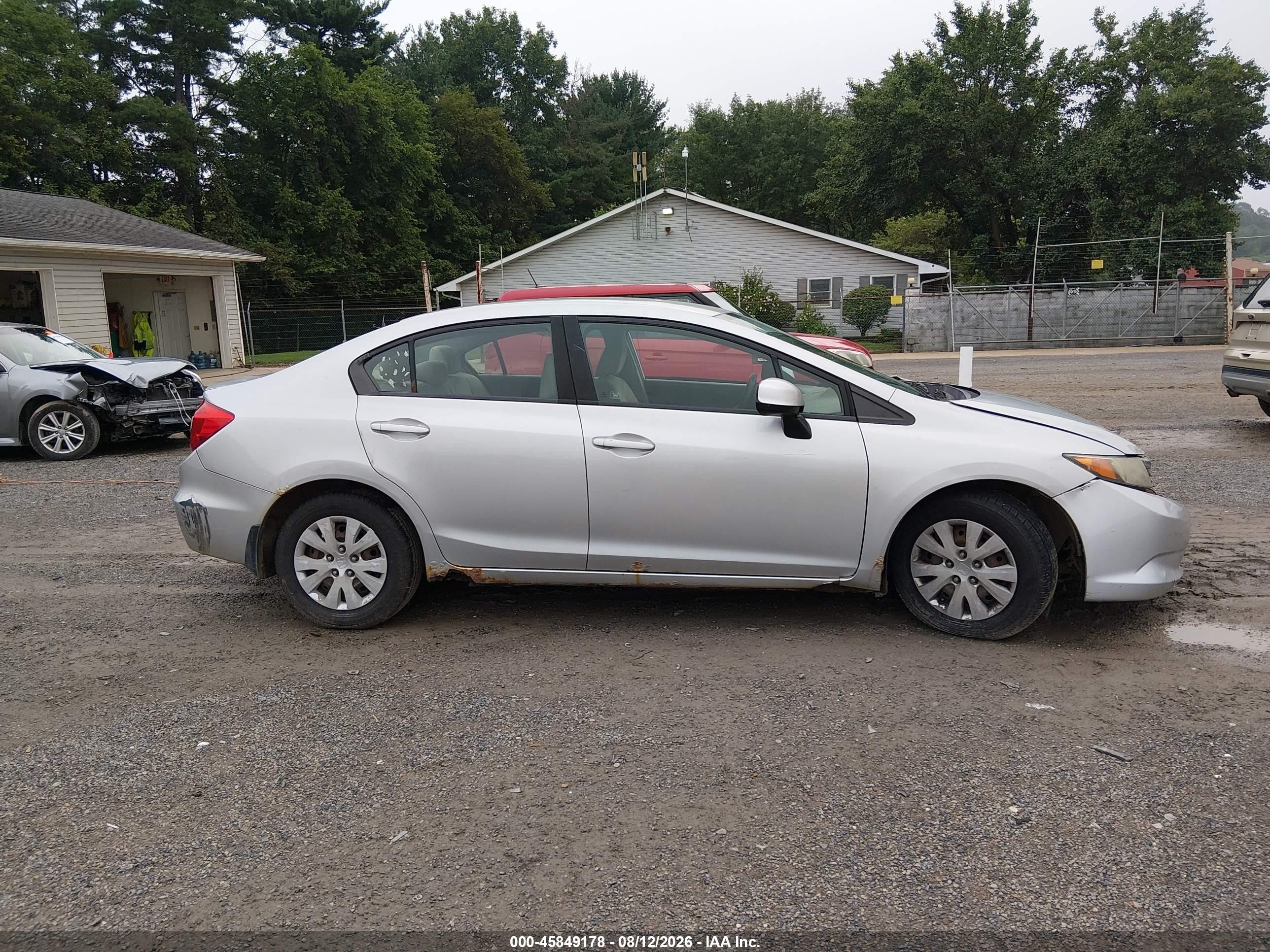 2012 Honda Civic Lx Silver vin: 2HGFB2E53CH530534