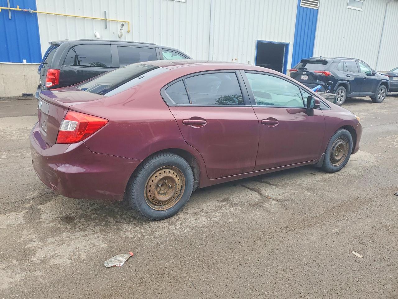 2012 Honda Civic Lx Burgundy vin: 2HGFB2F42CH001520