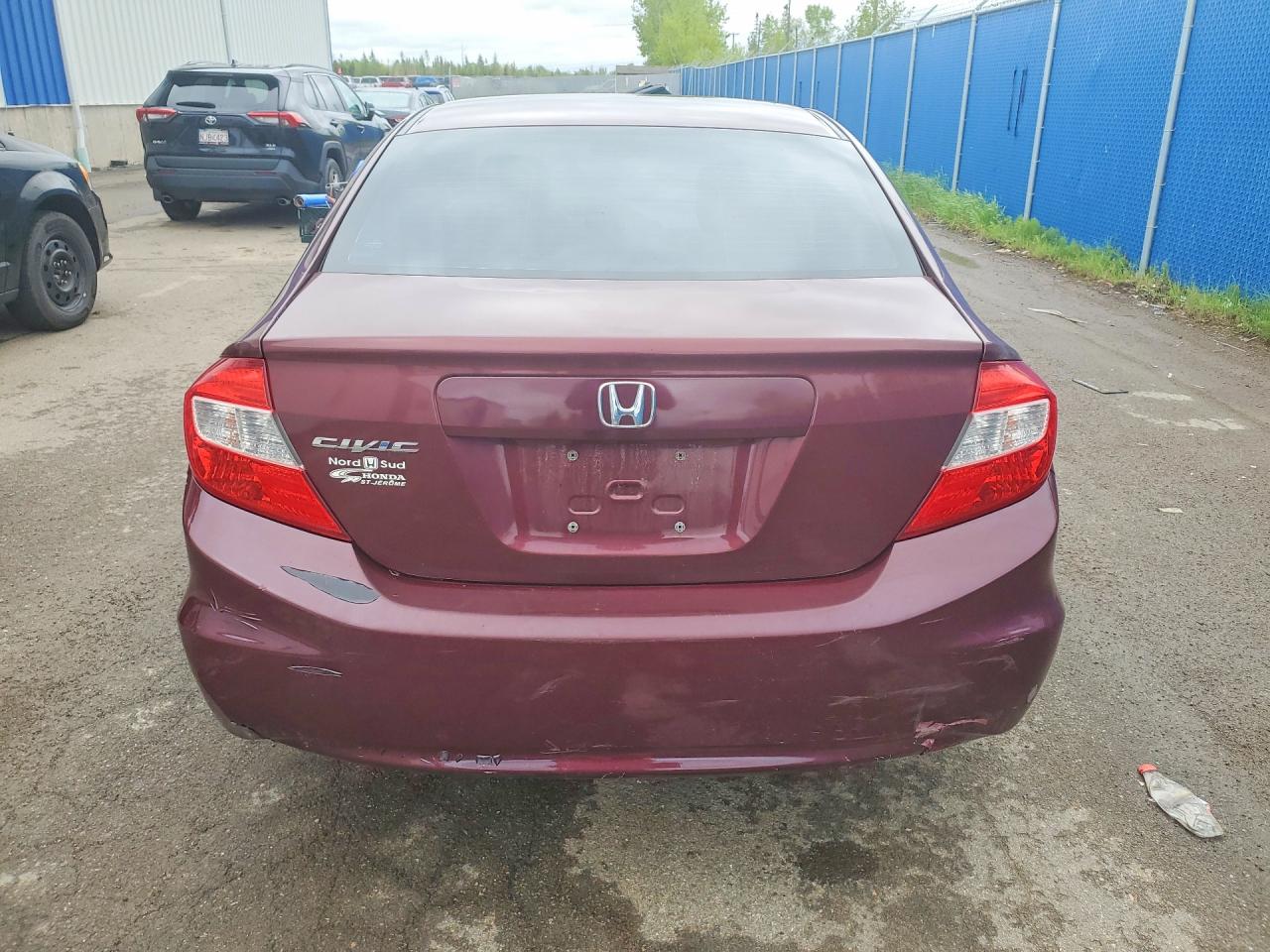 2012 Honda Civic Lx Burgundy vin: 2HGFB2F42CH001520