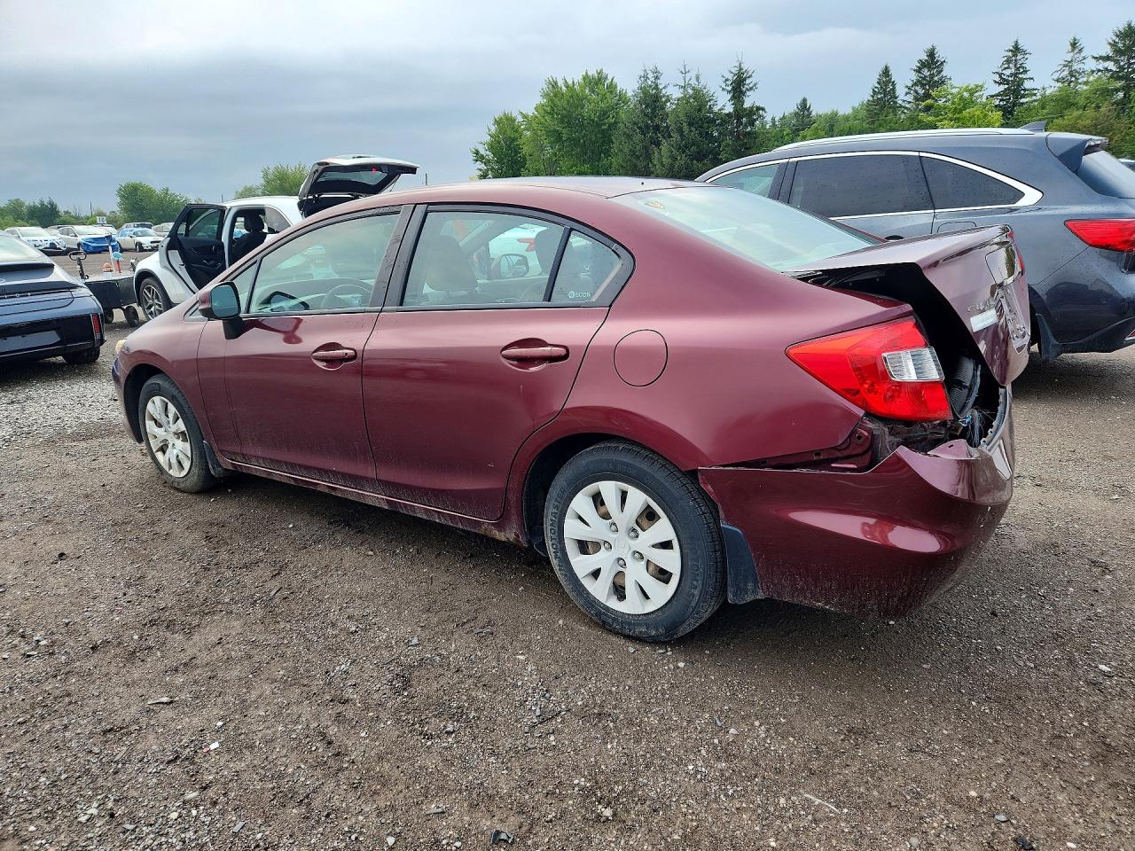 2012 Honda Civic Burgundy vin: 2HGFB2F42CH026255