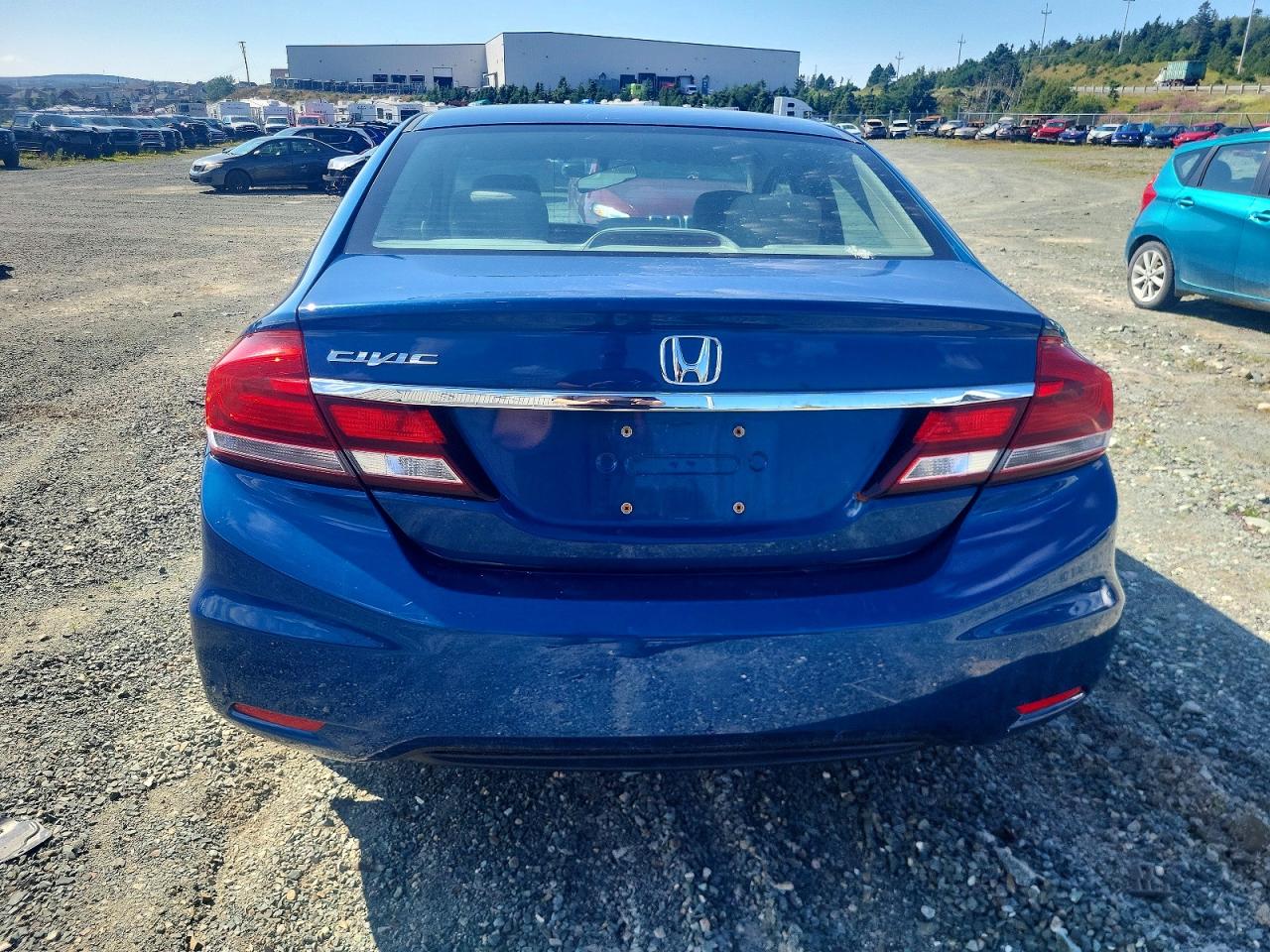 2013 Honda Civic Lx Blue vin: 2HGFB2F44DH012777